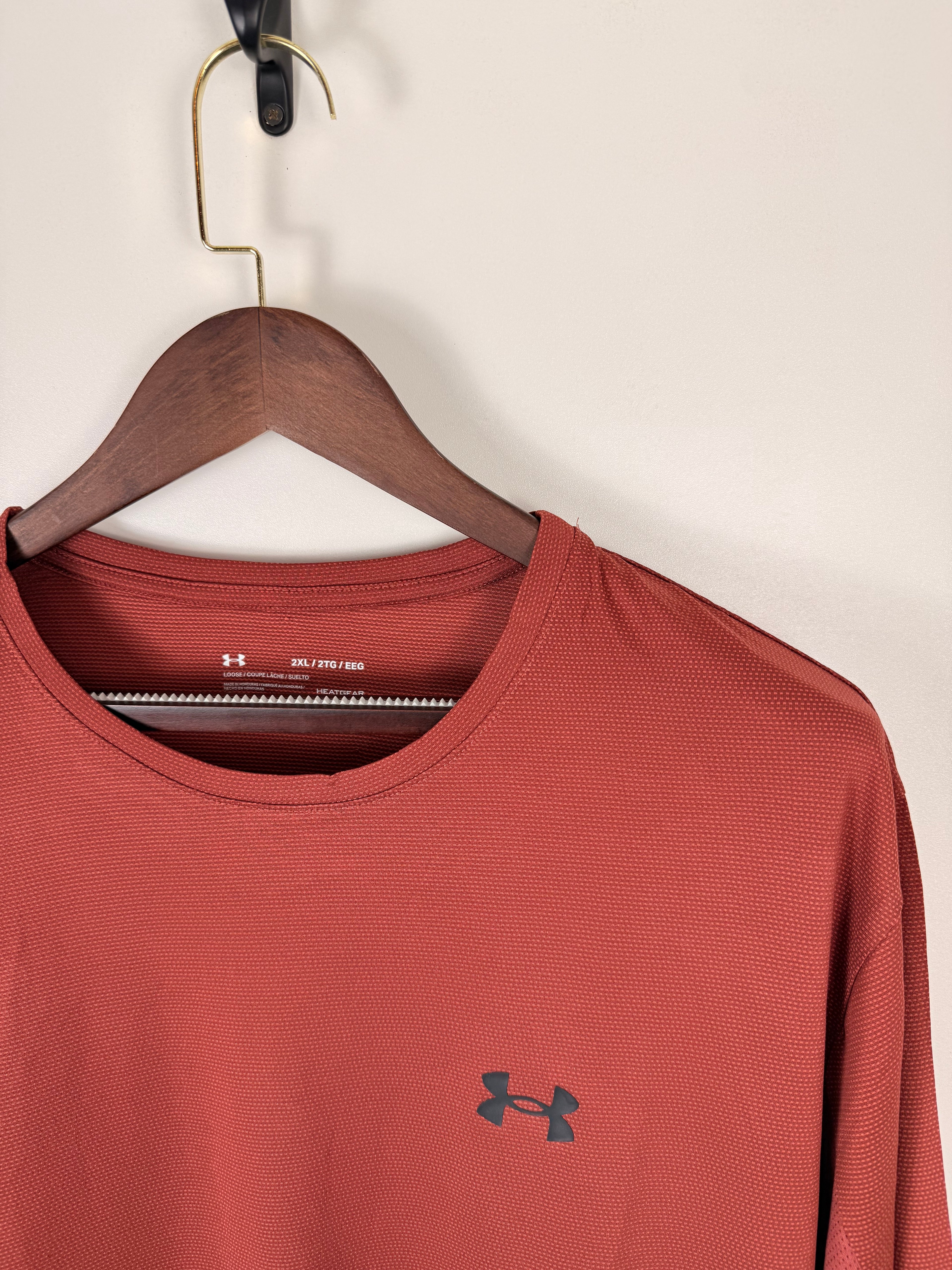 UnderArmour DriFit Loose Fit