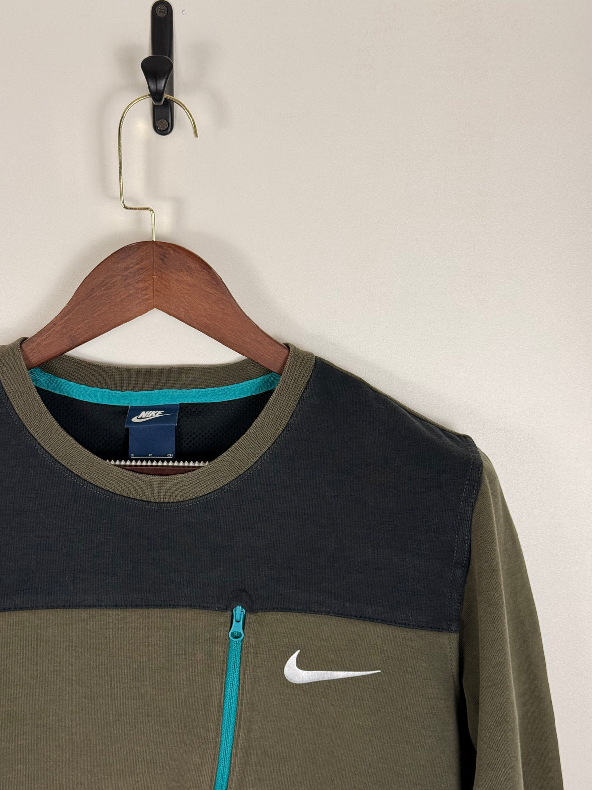 Nike Crewneck Sweatshirt | C:40 L:25