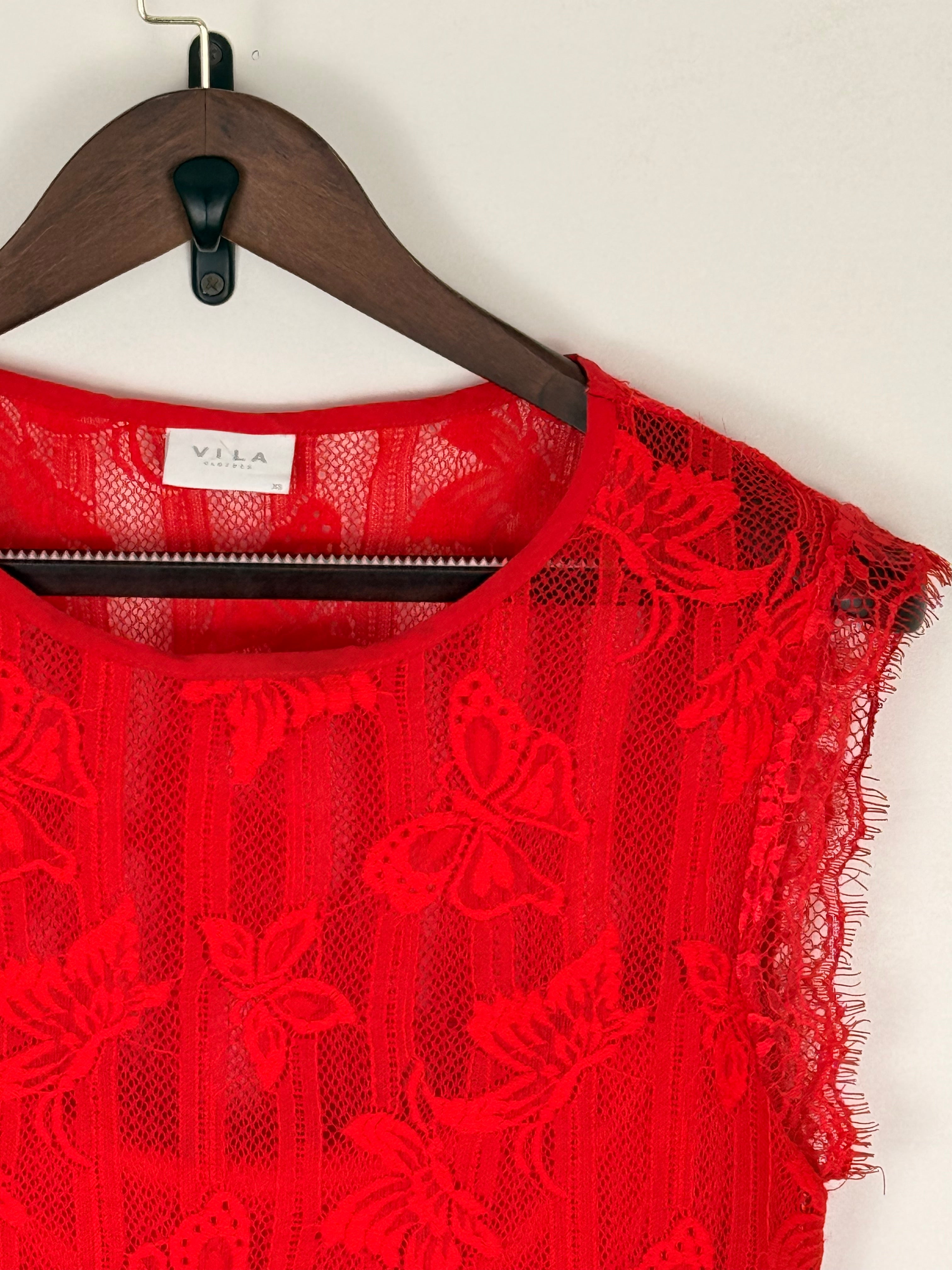 Sleeveless Lace Floral Top
