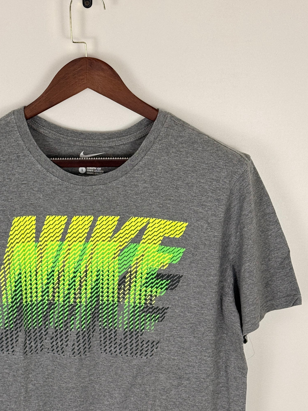 Nike Neon Logo Graphic T-Shirt | C:44, L:28