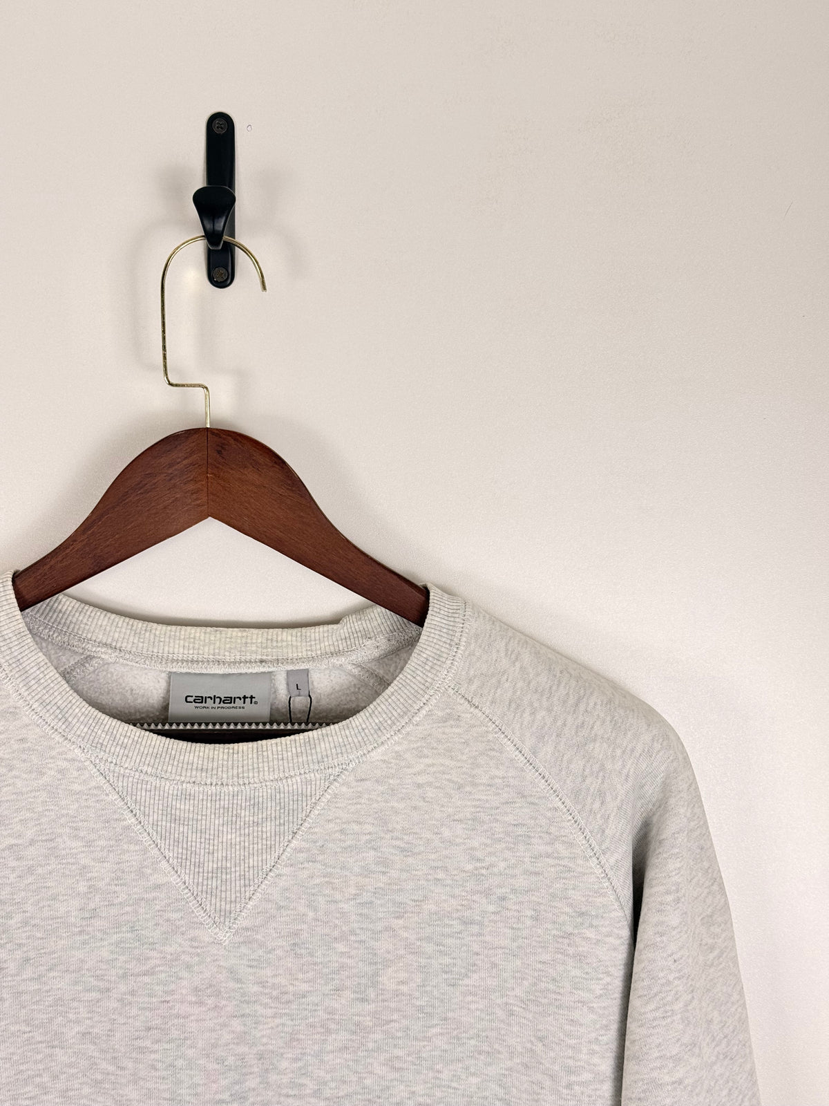 Carhartt Light Grey Crewneck Sweatshirt | C:46 L:27