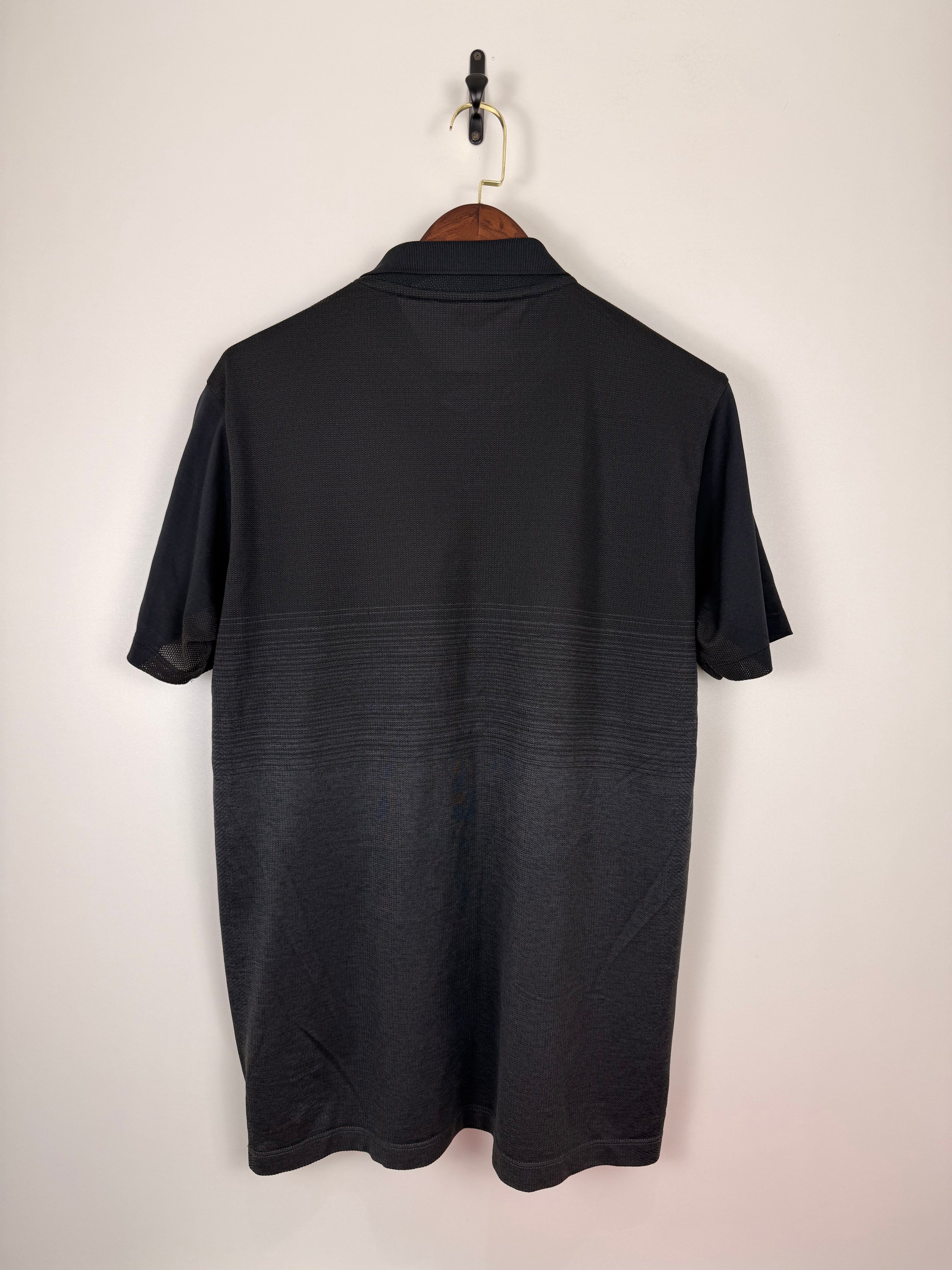 UniQlo DriFit Polo