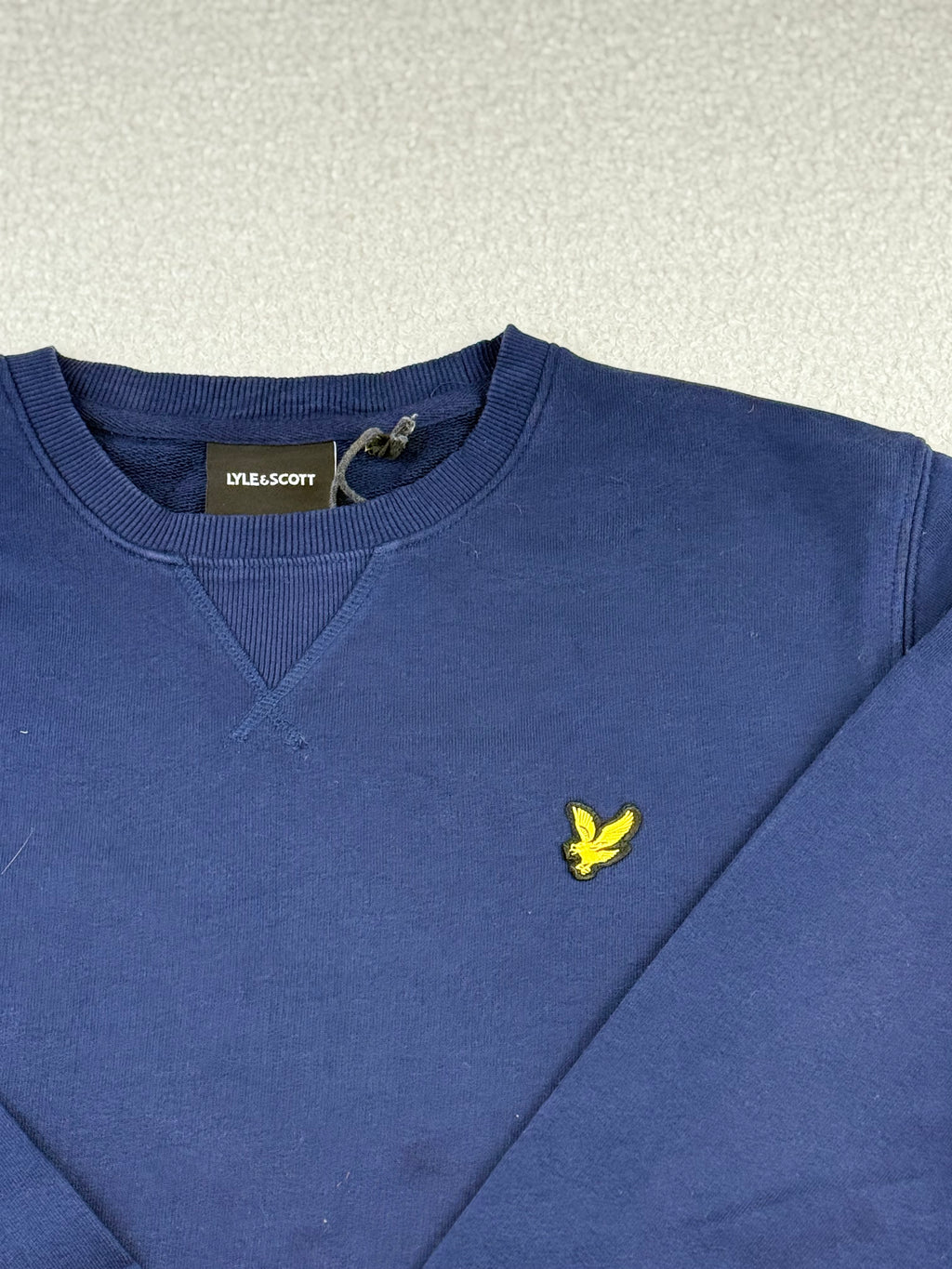 Lyle & Scott Classic Logo Sweatshirt | C:44 L:26