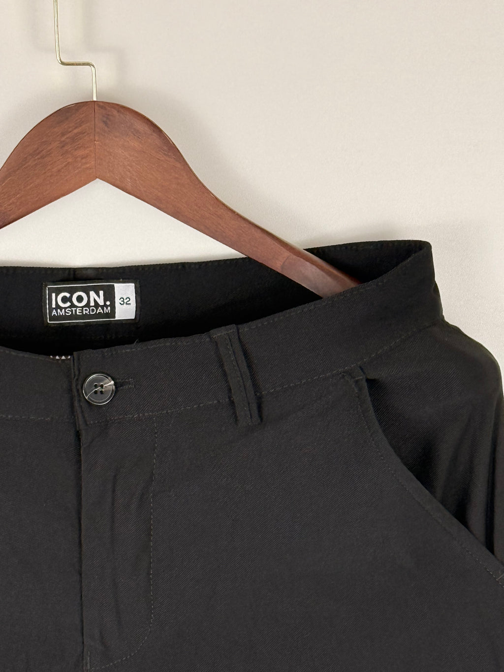 Icon Amsterdam Stretchable Shorts