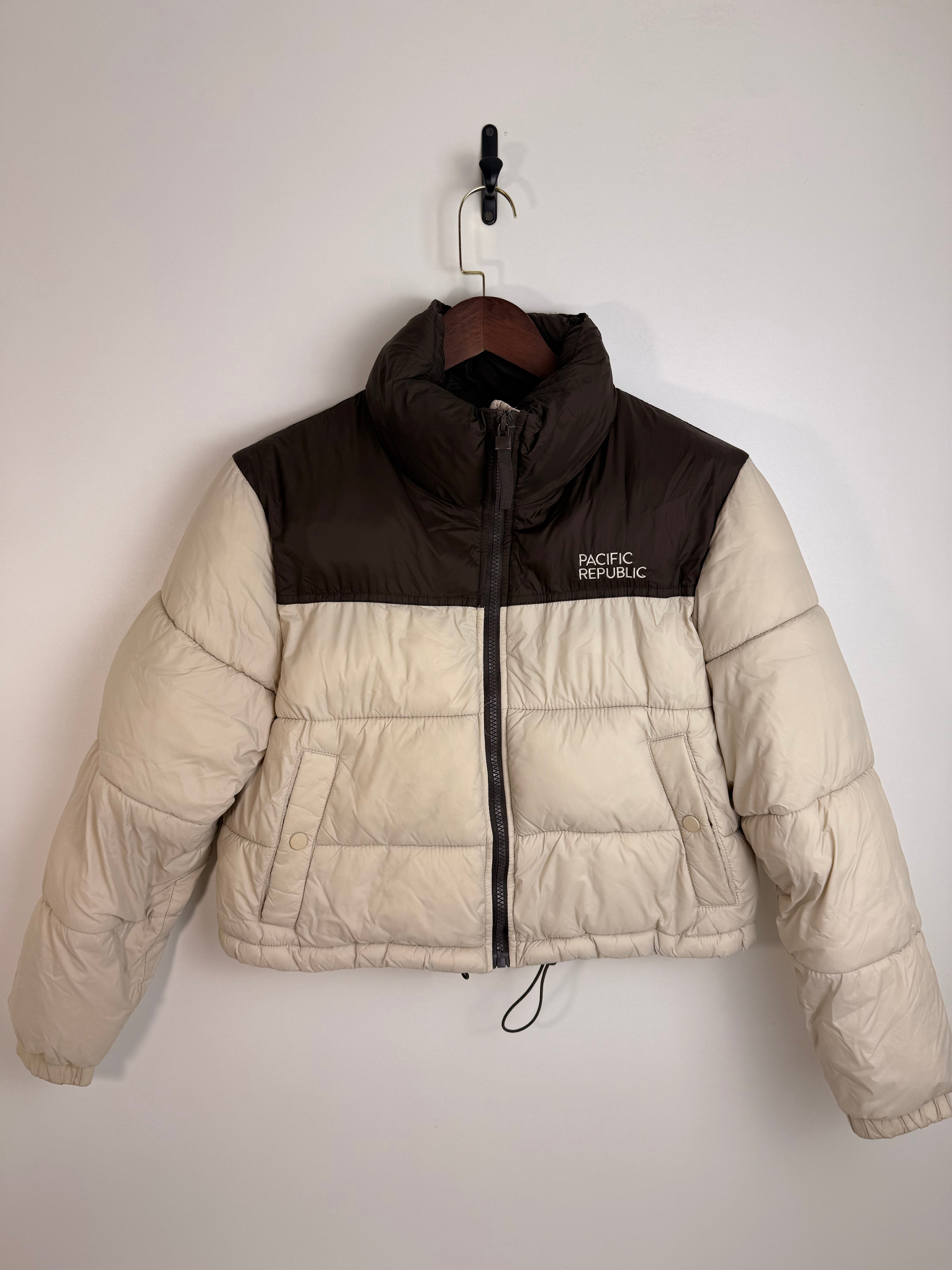 Pull&Bear Cropped Puffer Jacket