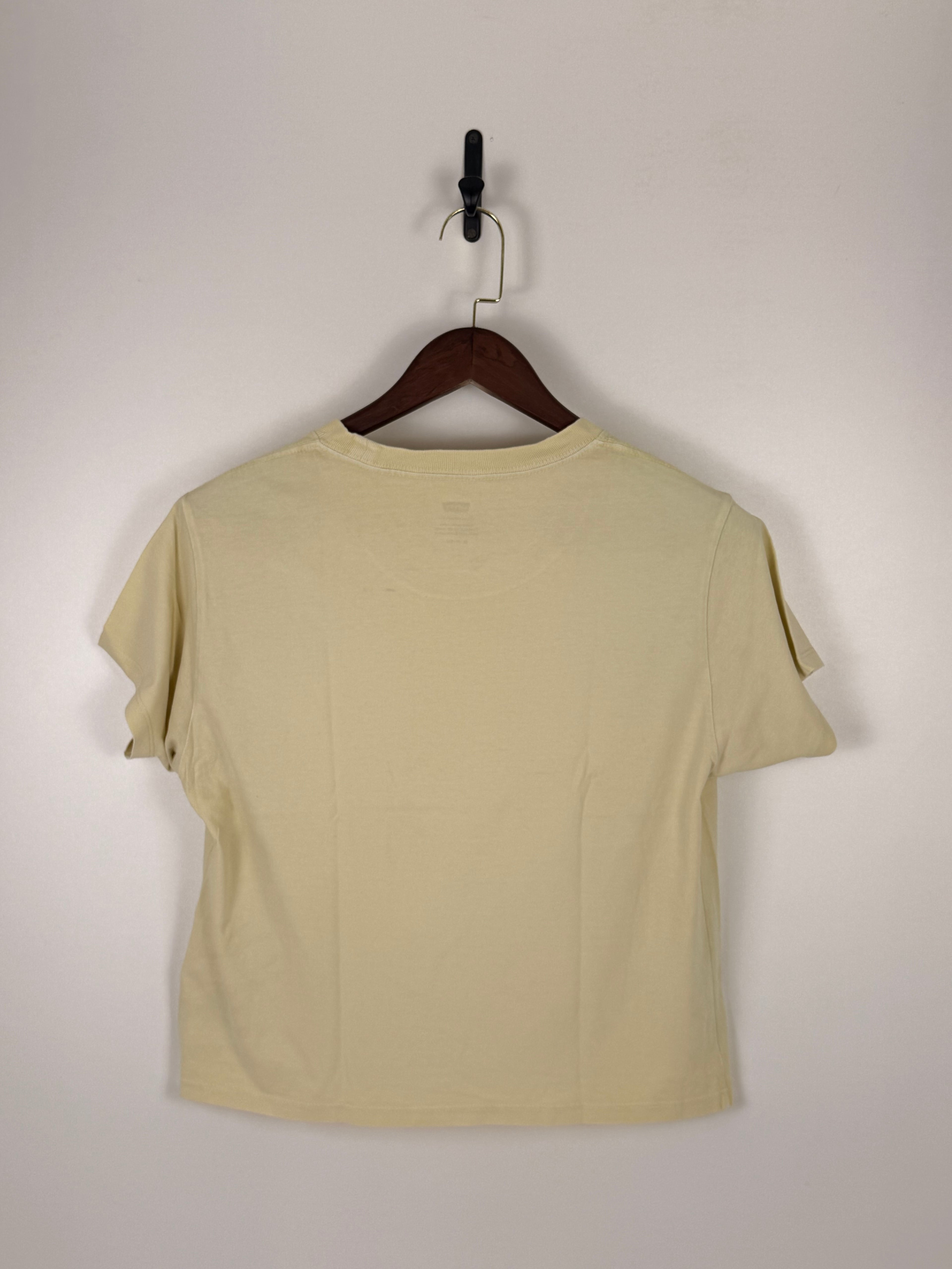 Levi’s California Logo Crop Tee | C:40 L:21