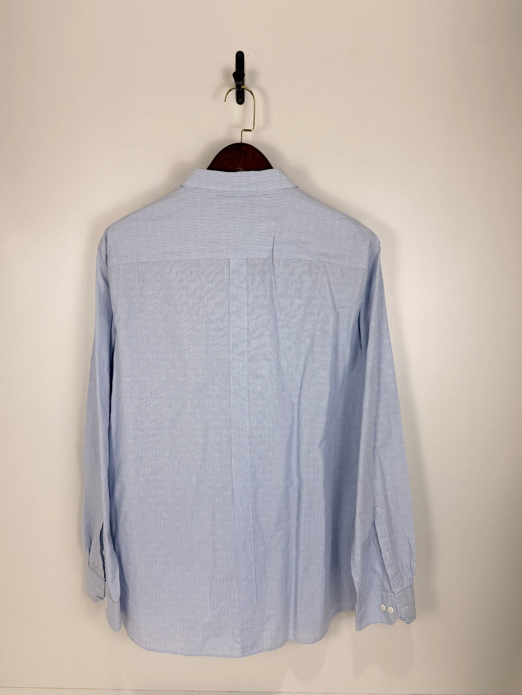 Marc Anthony Light Blue Pinstripe Shirt | C:50 L:32