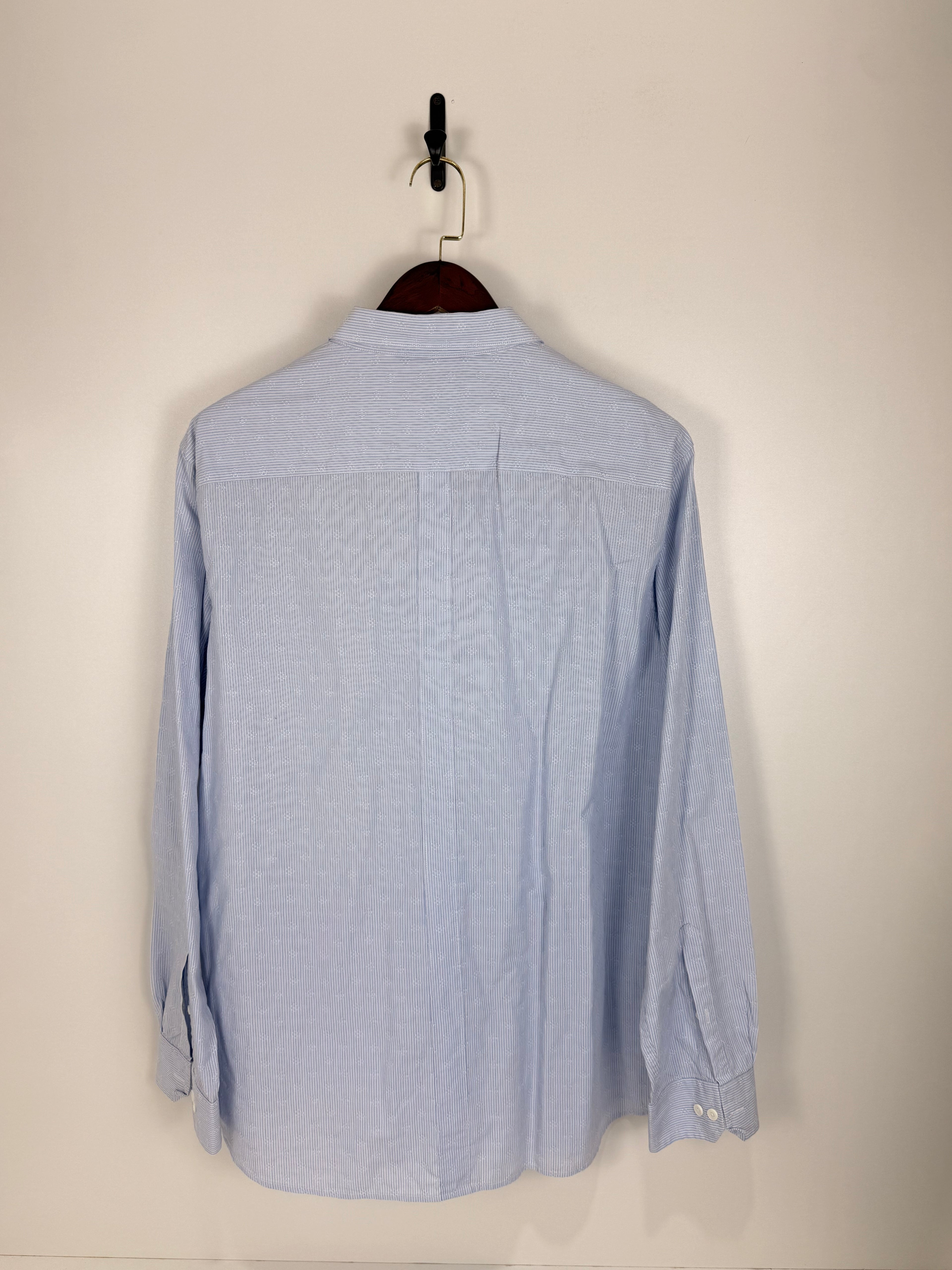 Marc Anthony Light Blue Pinstripe Shirt | C:50 L:32