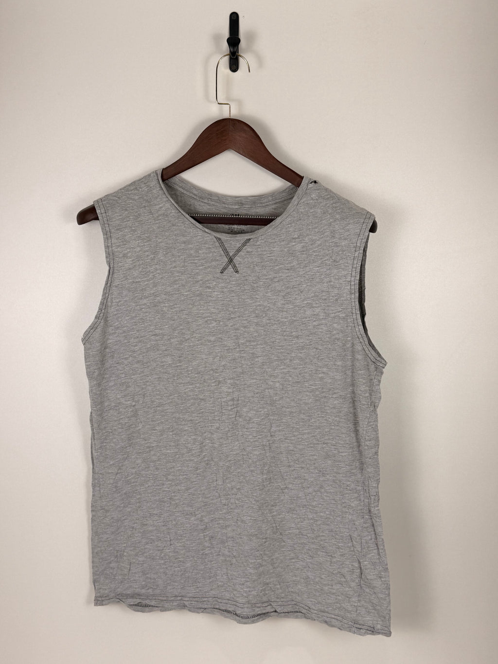 H&M Heather Grey Sleeveless Crew Neck Muscle Tank Top | C:     L:
