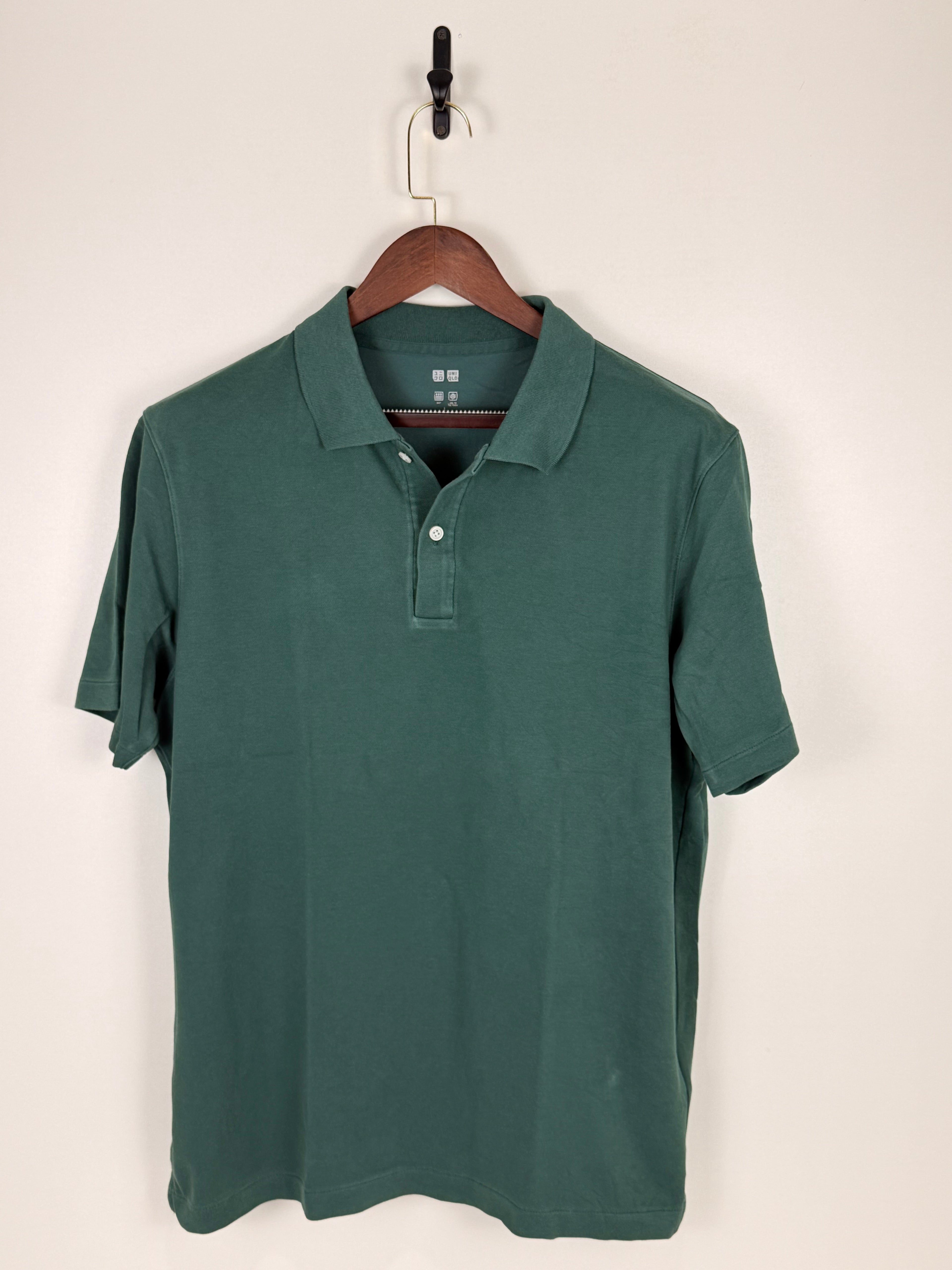 Uniqlo Sage Green Piqué Polo | C:48 L:28
