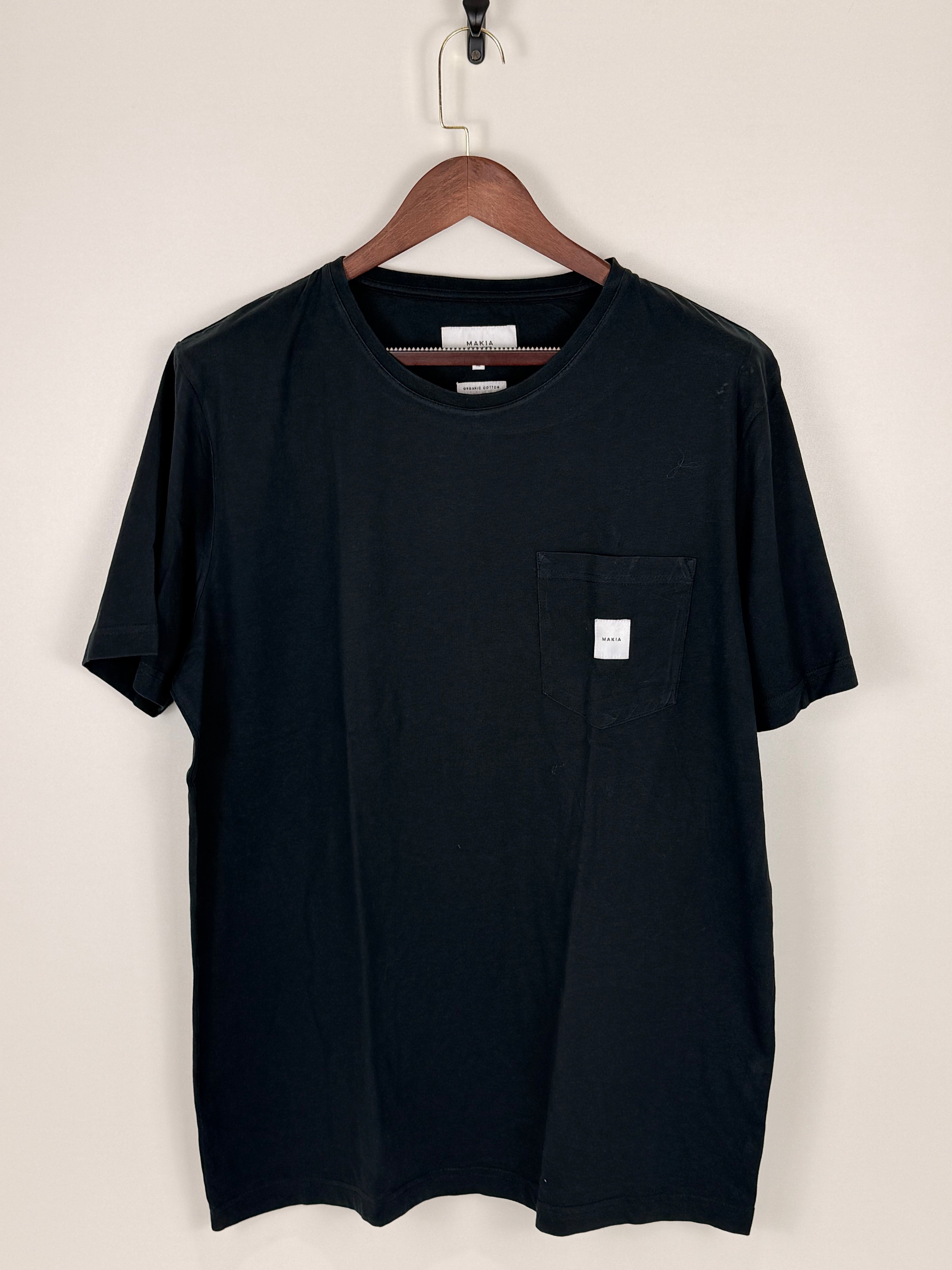 Makia Organic Cotton Pocket T-Shirt | C:48 L:30