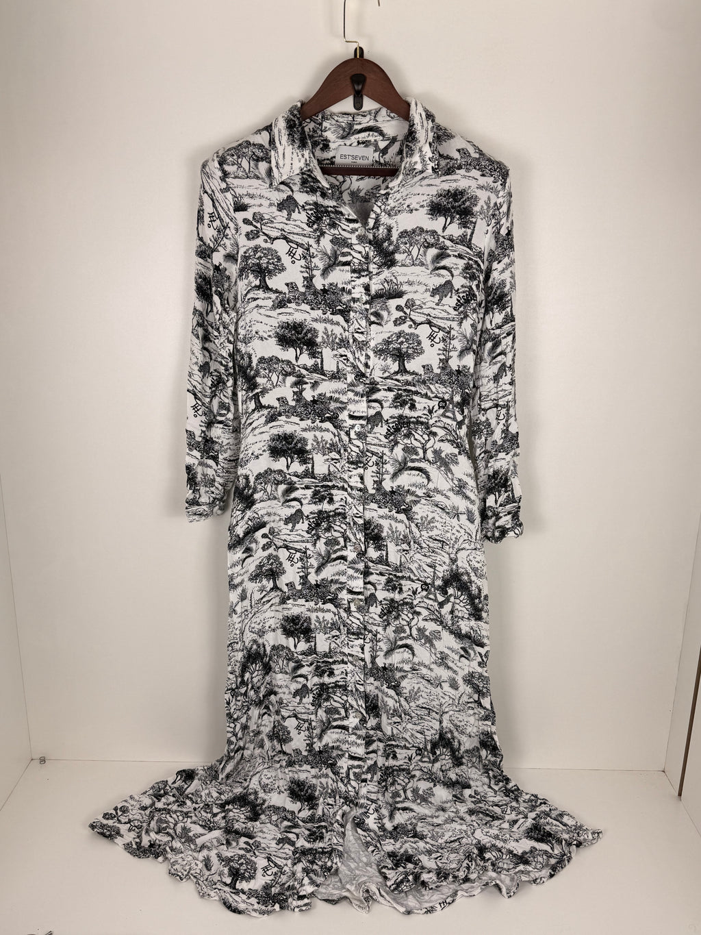 Est Seven Paris Dress