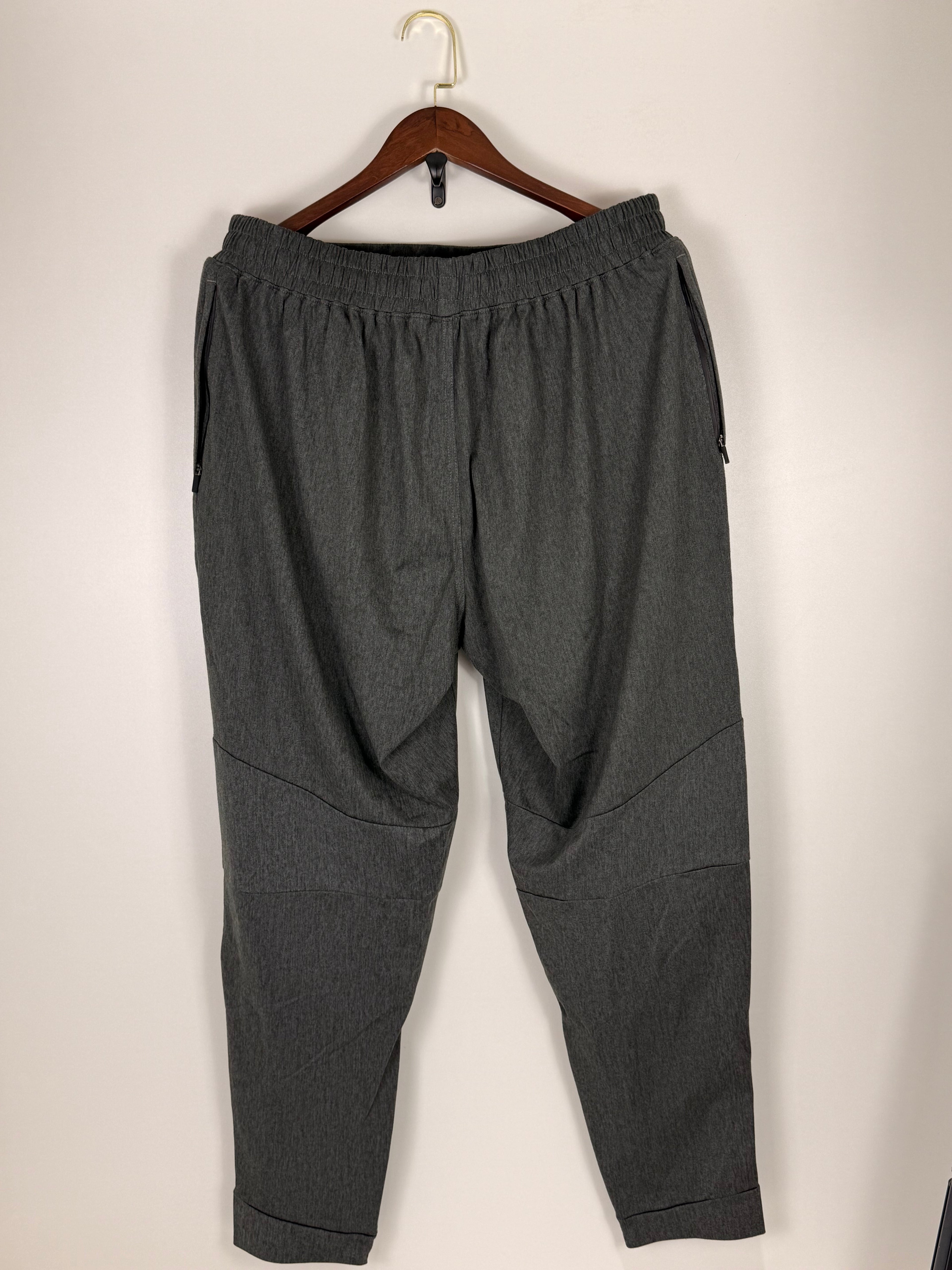 Jordan Heather Grey Tapered Training Jogger Pants | W:    L: