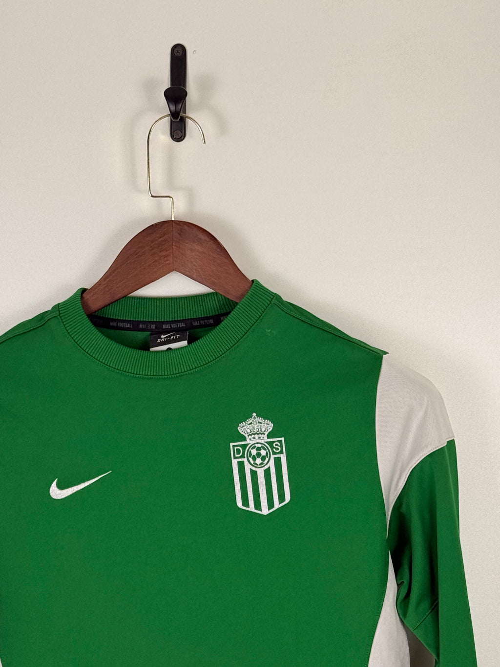 Nike Football Jersey | C:    L:
