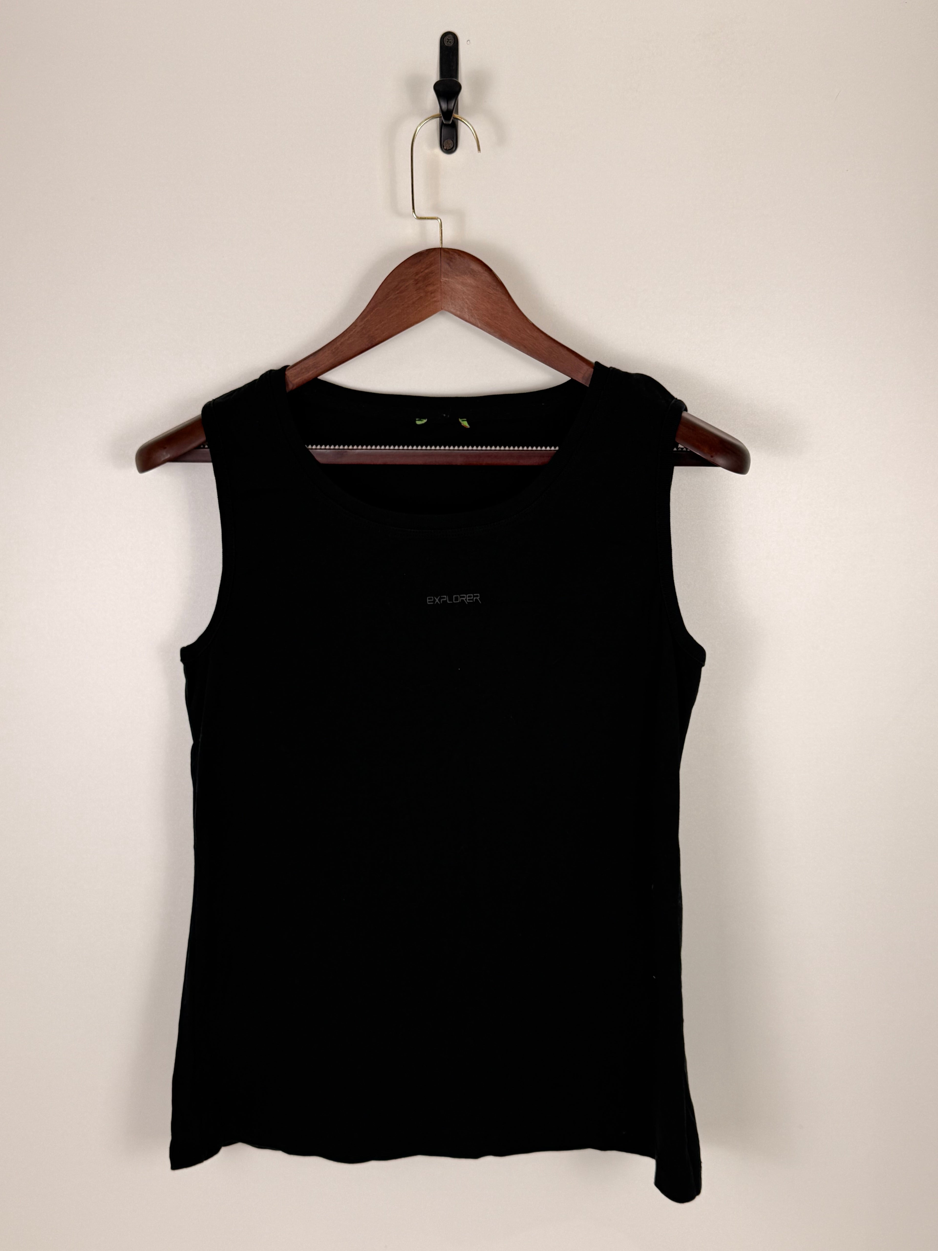 Explorer Black Sleeveless Performance Tank Top | C:    L: