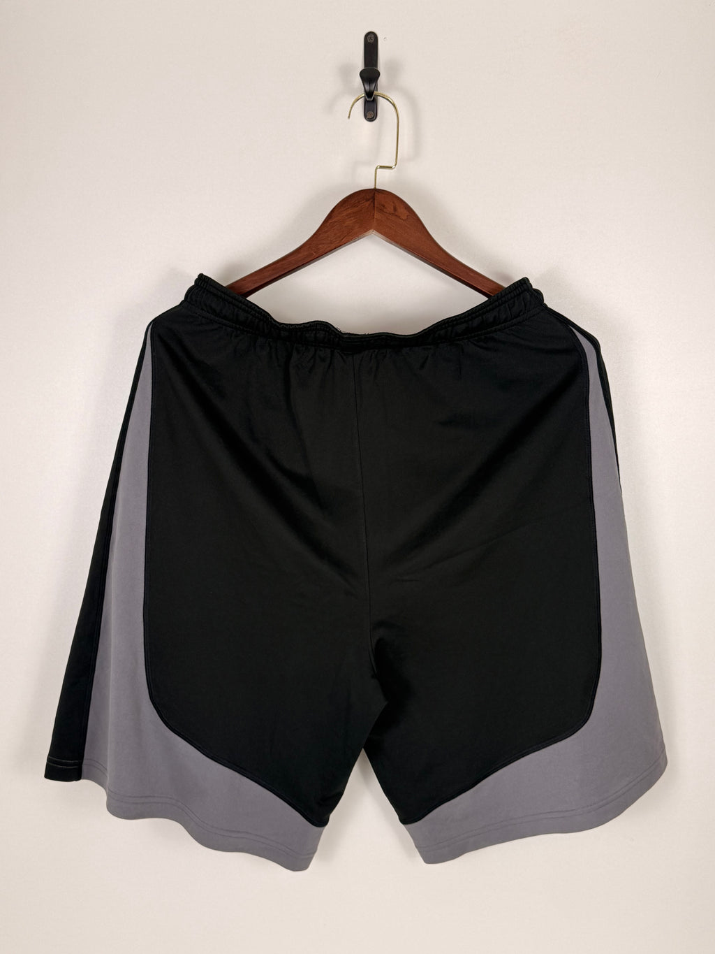 Under Armour Performance Training Shorts | W:    L: