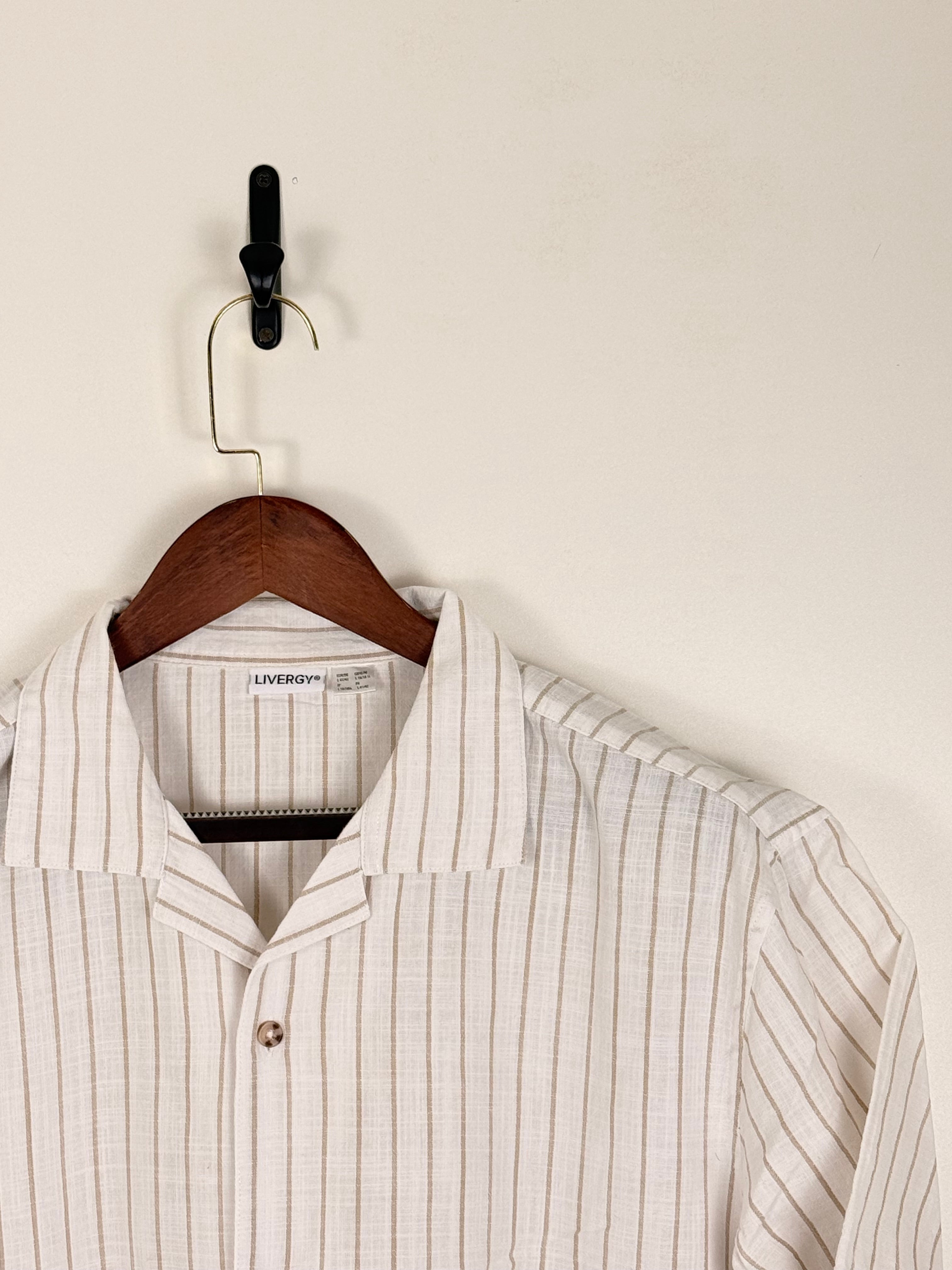 LIVERGY Cream Pinstripe Camp Collar Shirt | C:50 L:28
