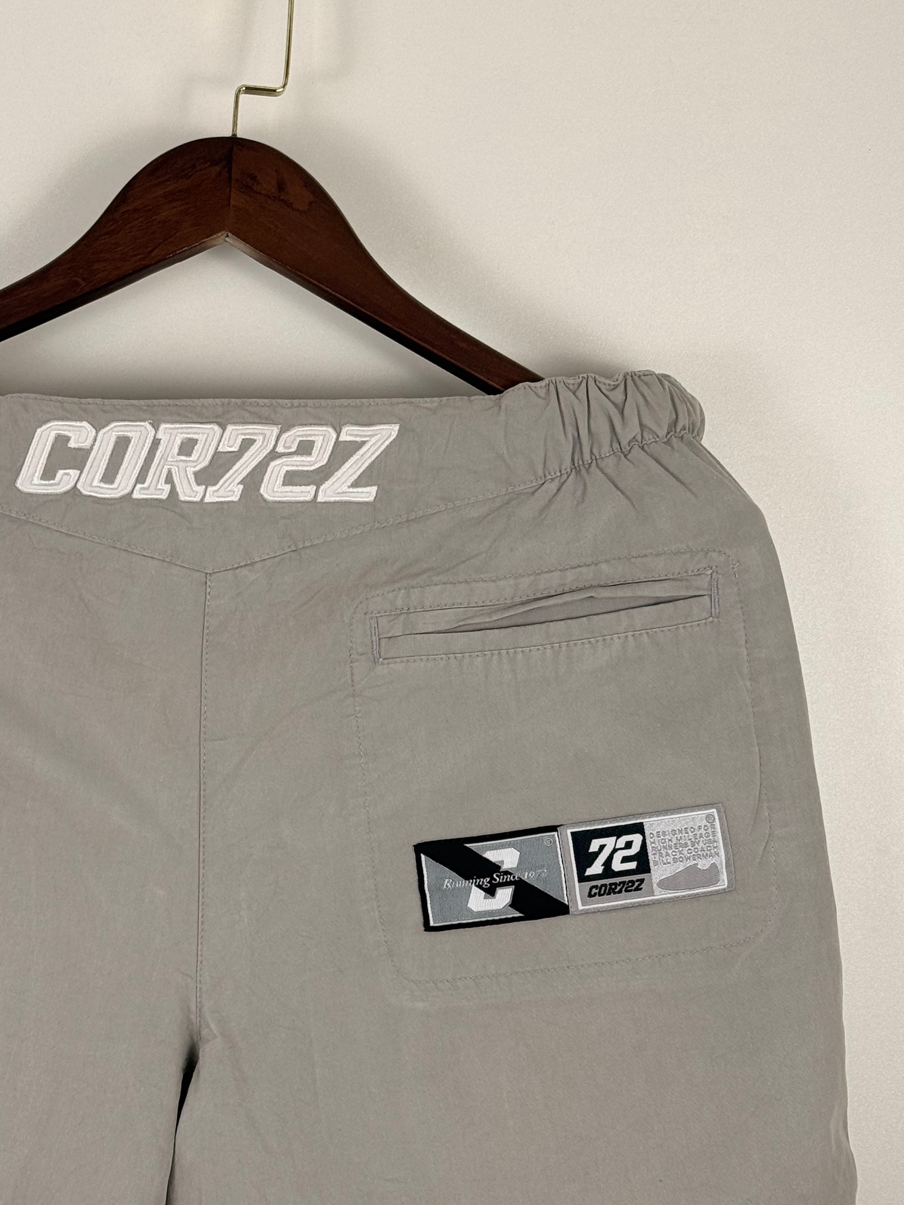 Nike Cortez 72 Shorts | W:36 L:27