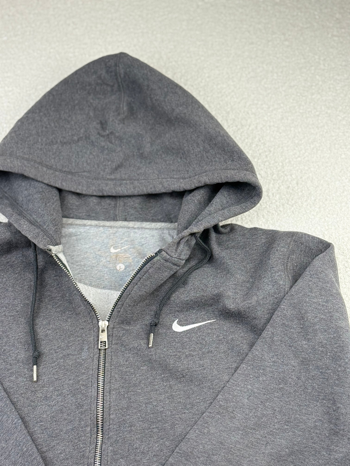 Vintage Nike Swoosh Zip-Up Hoodie | C:48 L:26