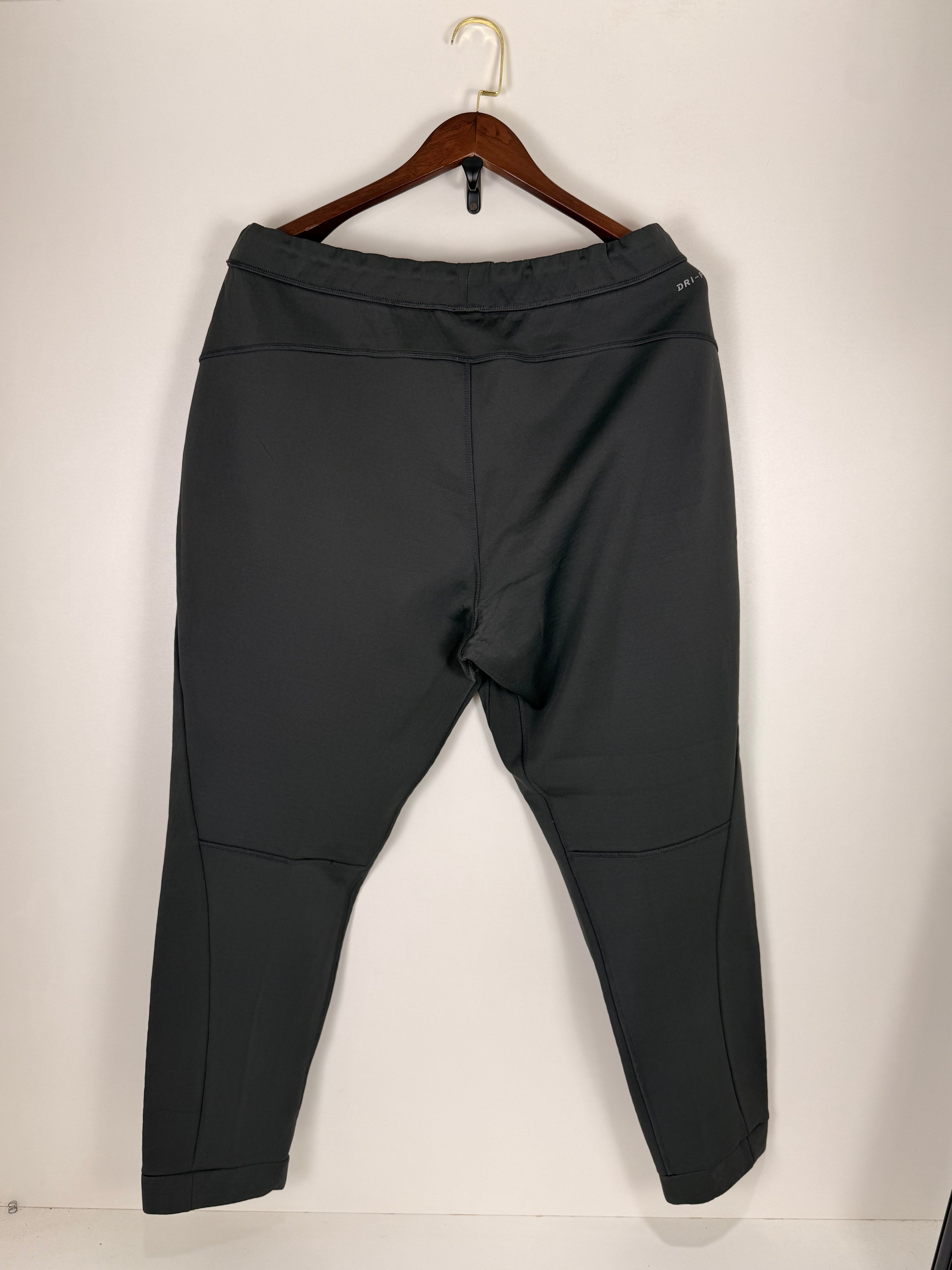 Nike Taipored Thermal Trousers | W:    L: