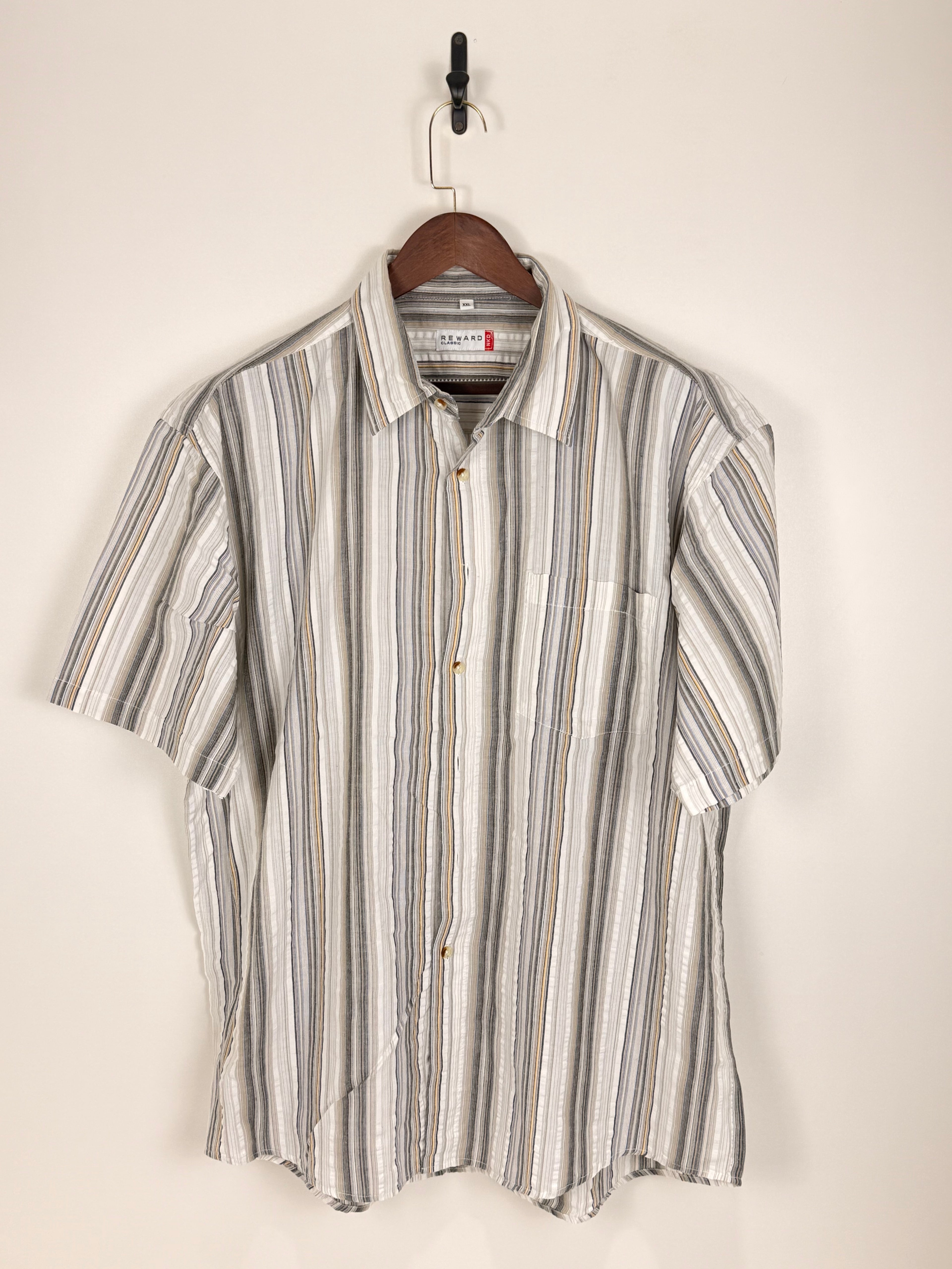 Vintage Neutral Stripe Button-Up Shirt | C:52 L:32