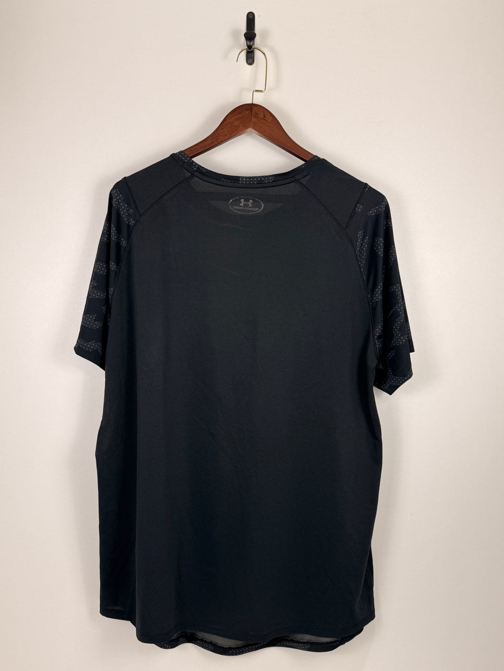 Under Armour Geo Camo Performance Tee | C:50 L:32