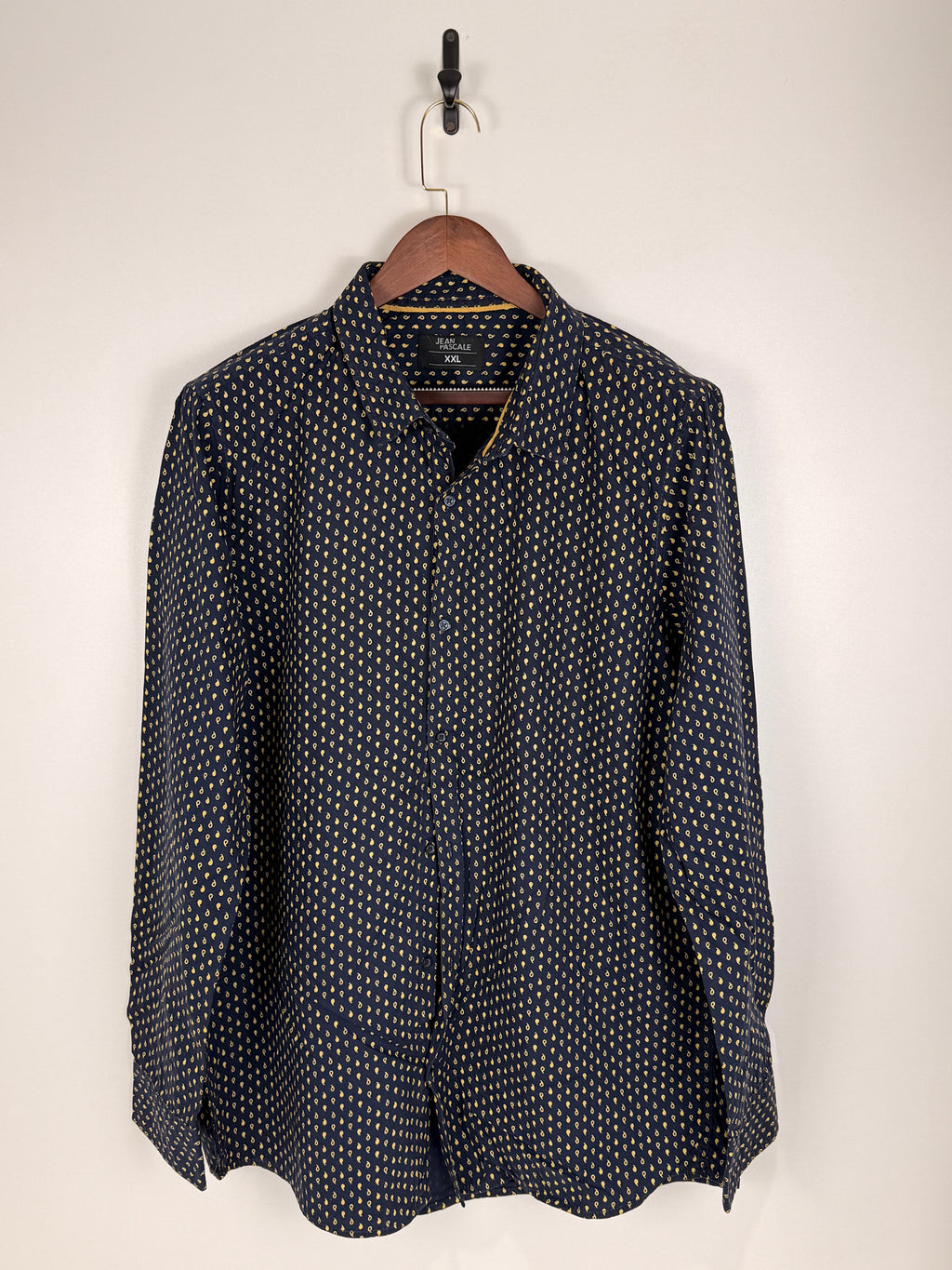 Jean Pascale Navy Paisley Print Shirt | C:50 L:32