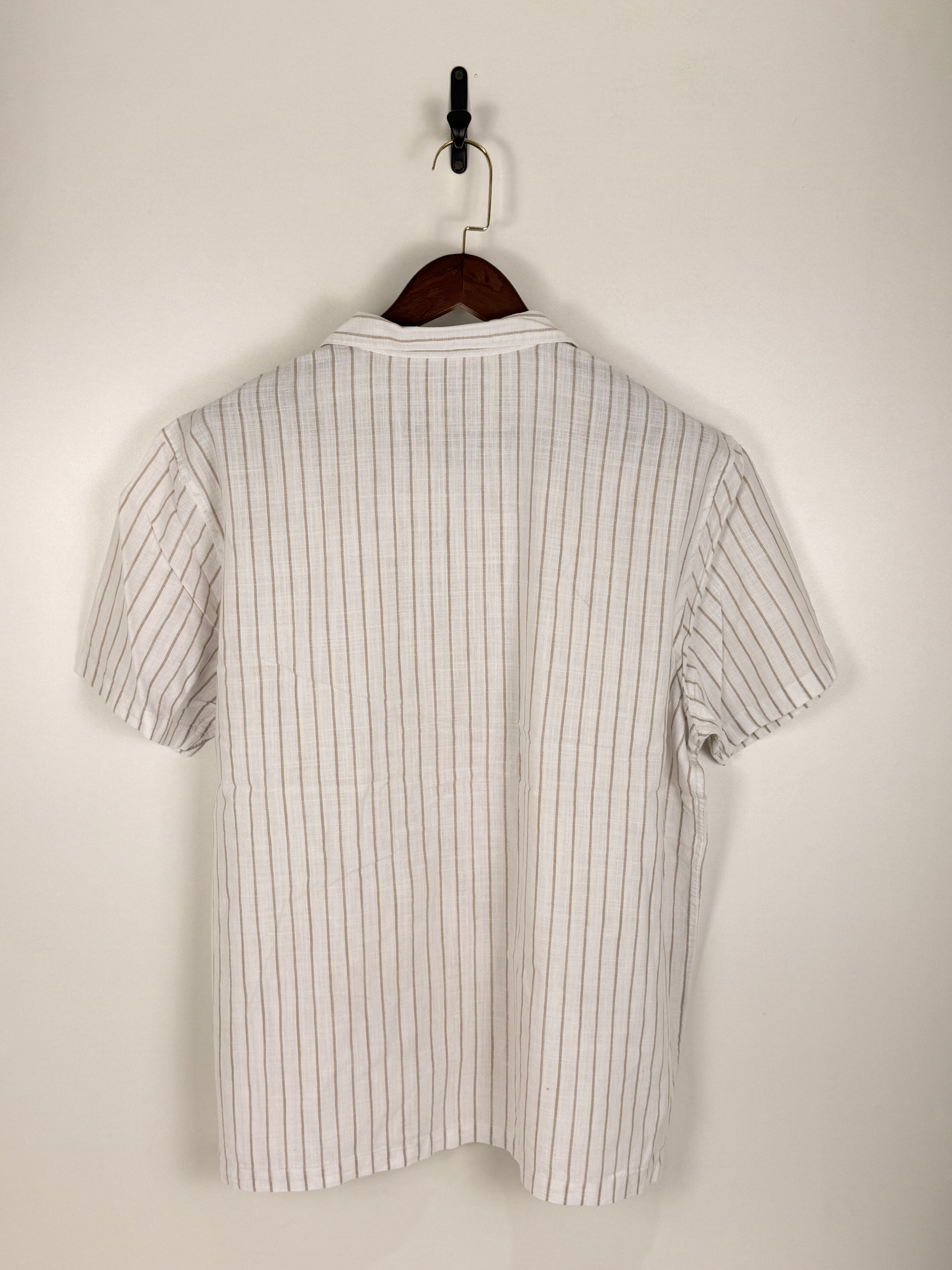 LIVERGY Cream Pinstripe Camp Collar Shirt | C:50 L:28