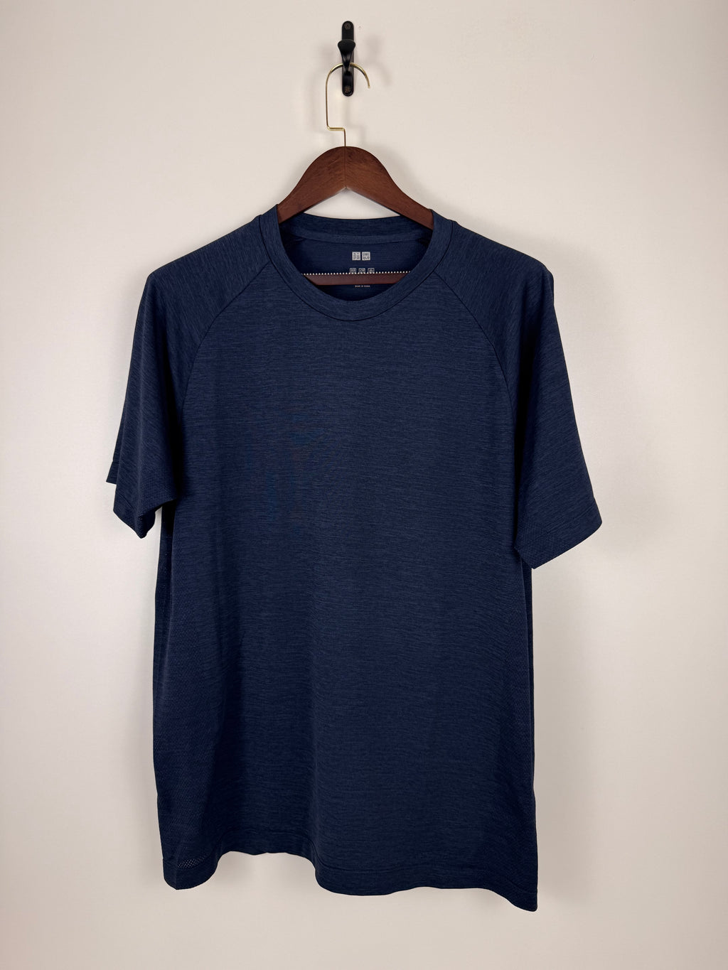 Uni-Qlo Dri-Fit TShirt