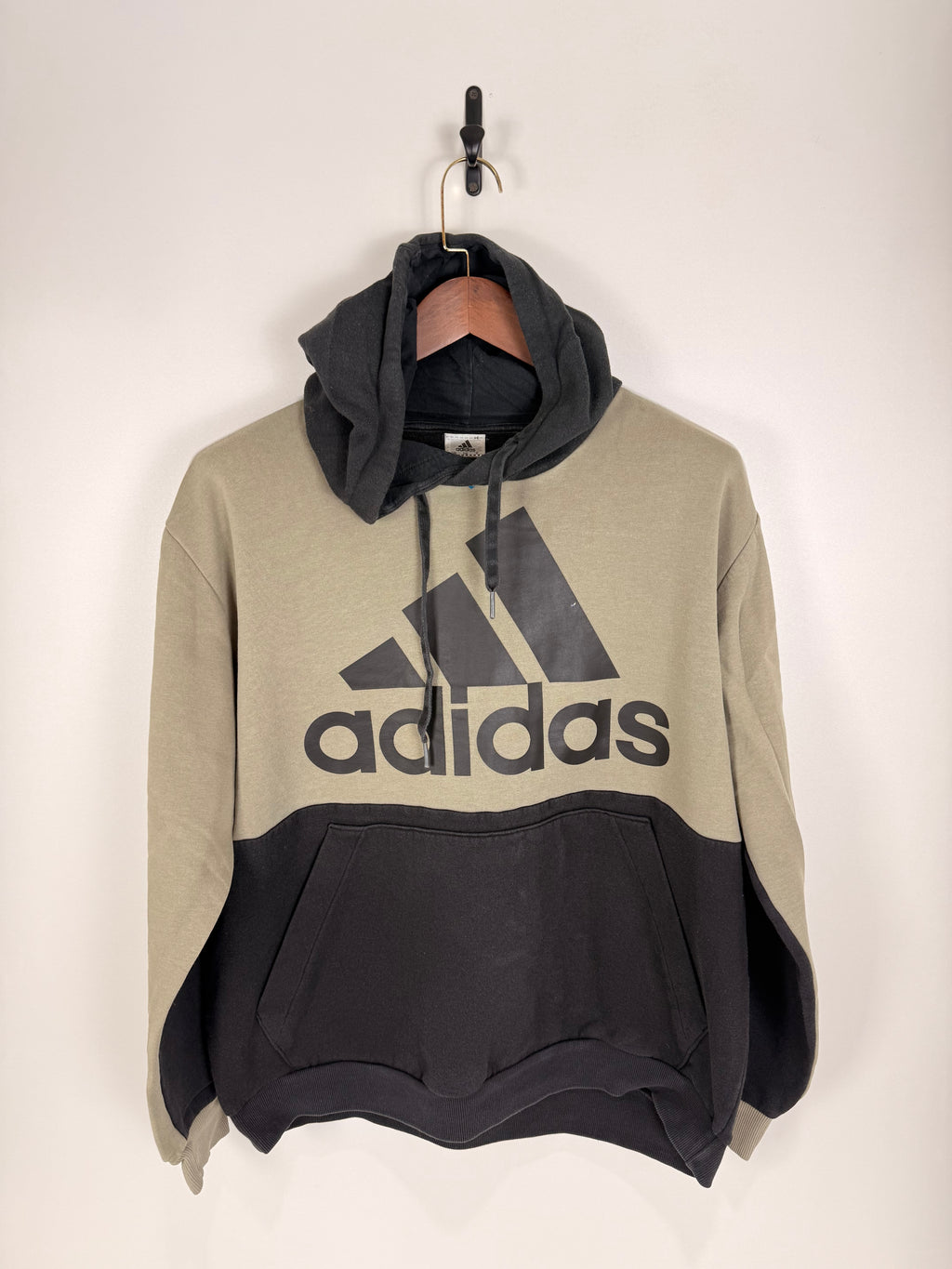 Adidas Olive Green & Black Logo Hoodie | C:52 L:27