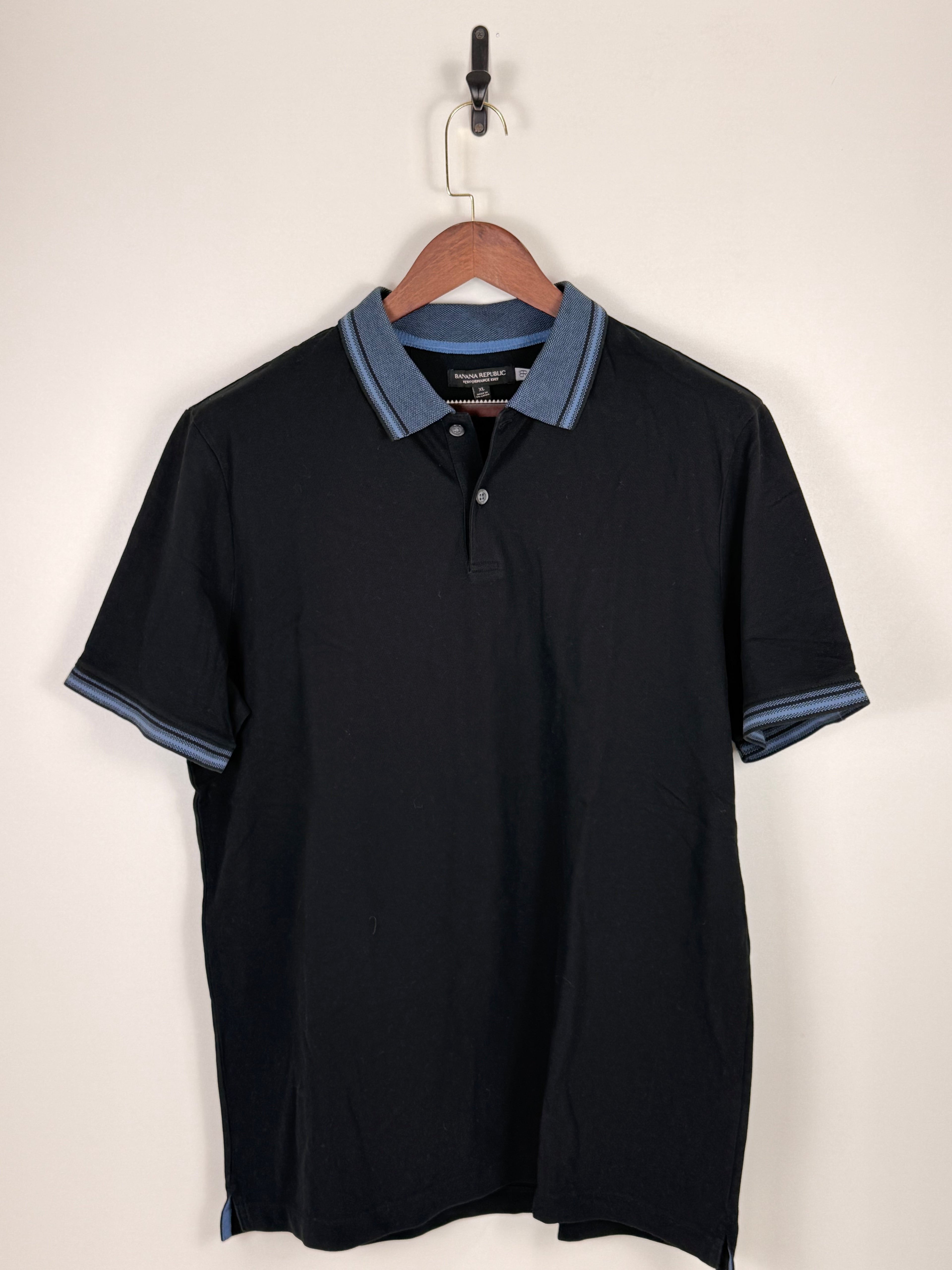 Banana Republic Knit Polo | C:48 L:30