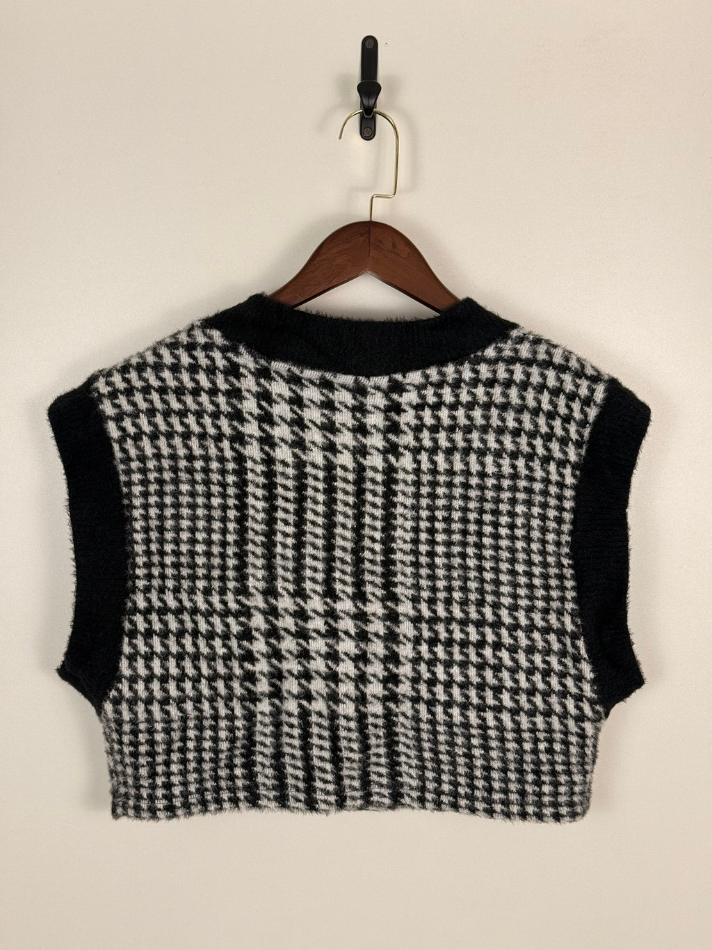 Bershka Cropped Sweater
