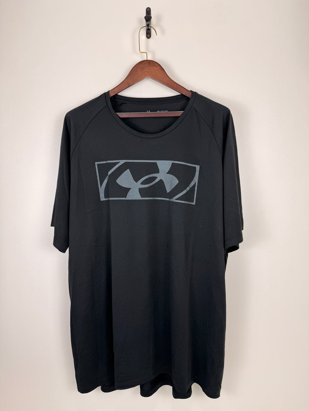 UnderArmour DriFit Loose Fit