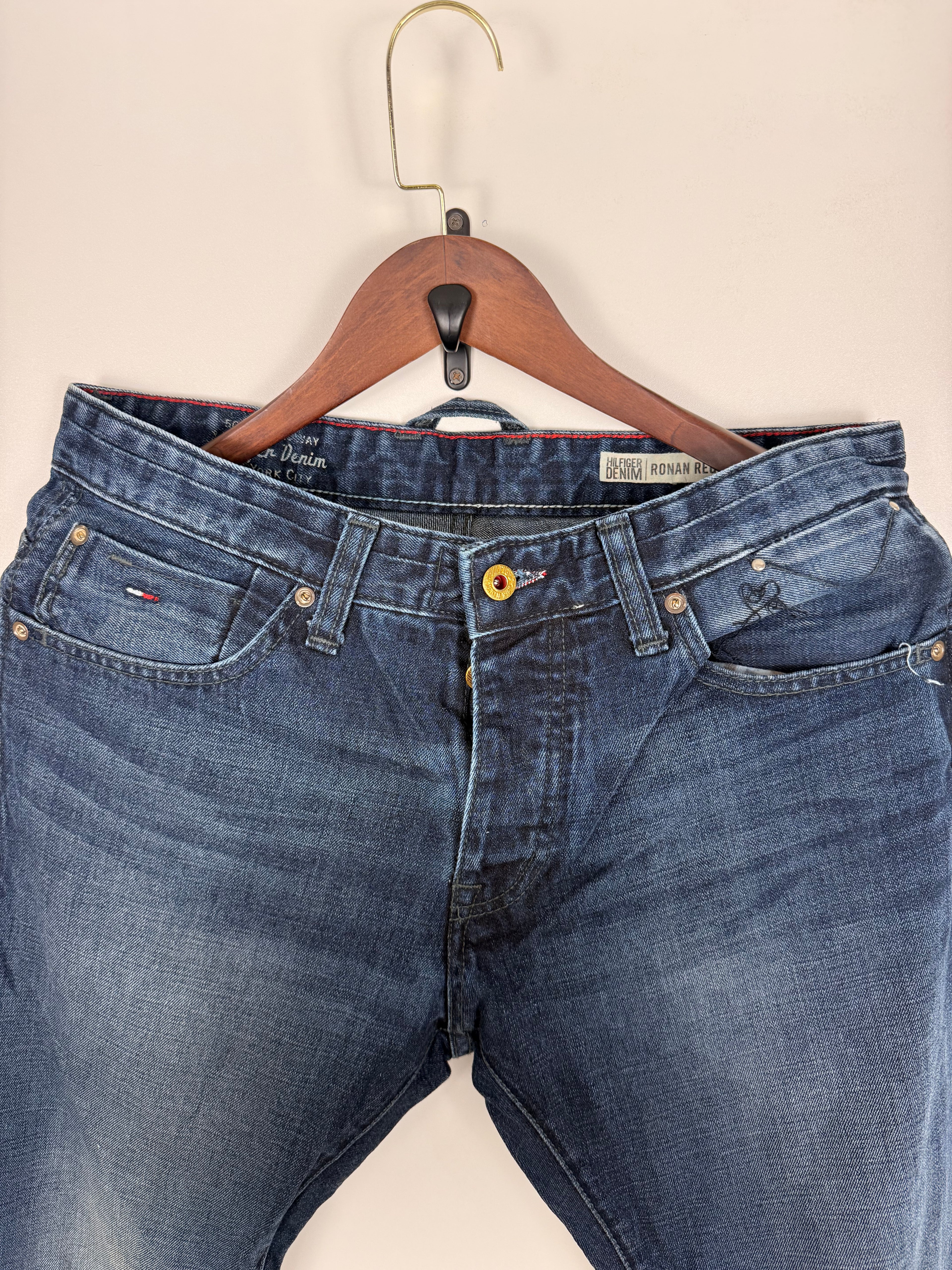 Tommy HilFiger Straight Fit Jeans