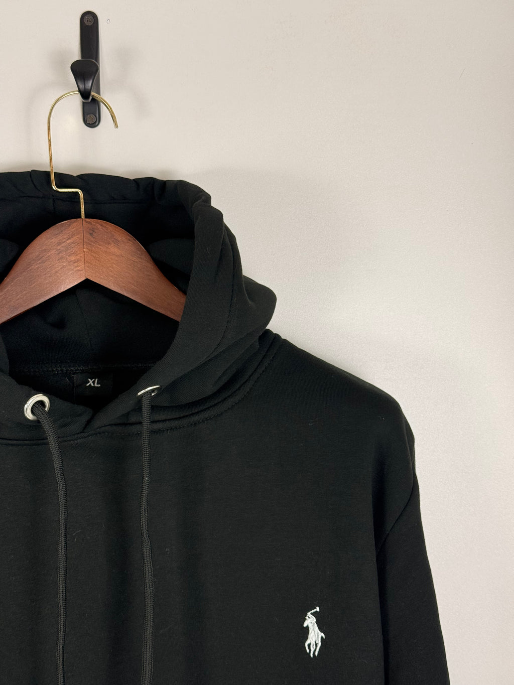 Polo Black Pullover Hoodie | C:46 L:28