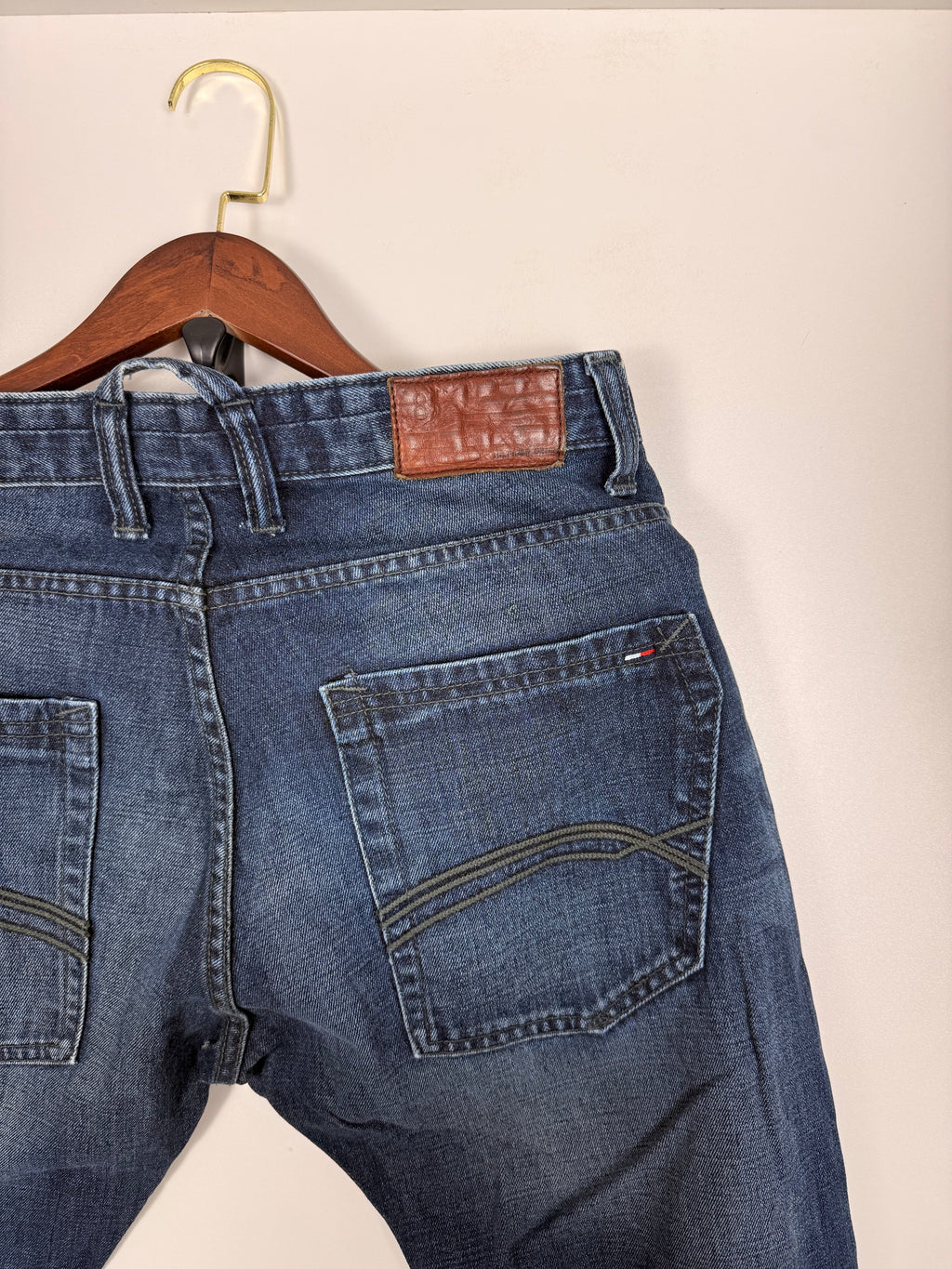 Tommy HilFiger Straight Fit Jeans