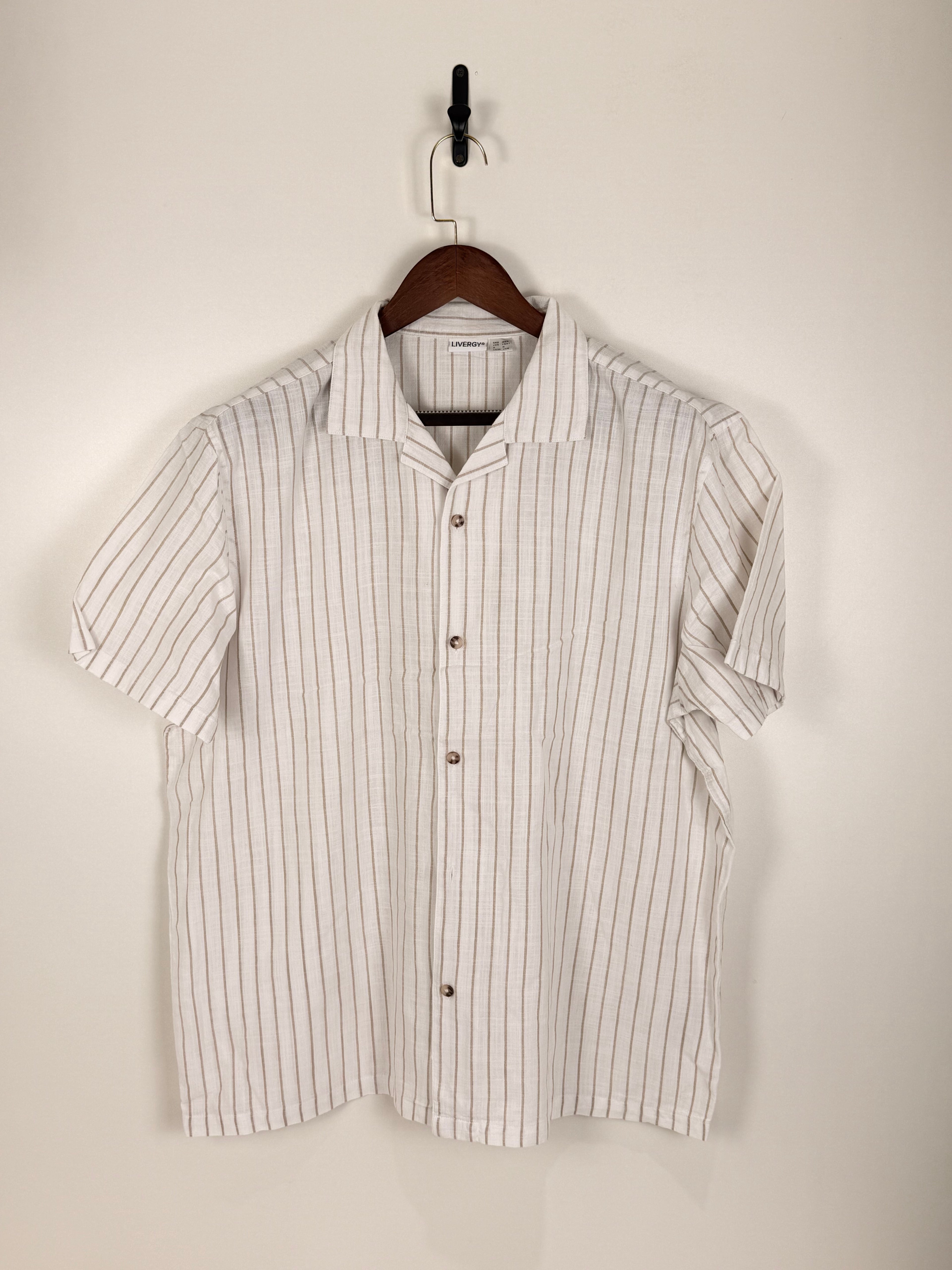 LIVERGY Cream Pinstripe Camp Collar Shirt | C:50 L:28