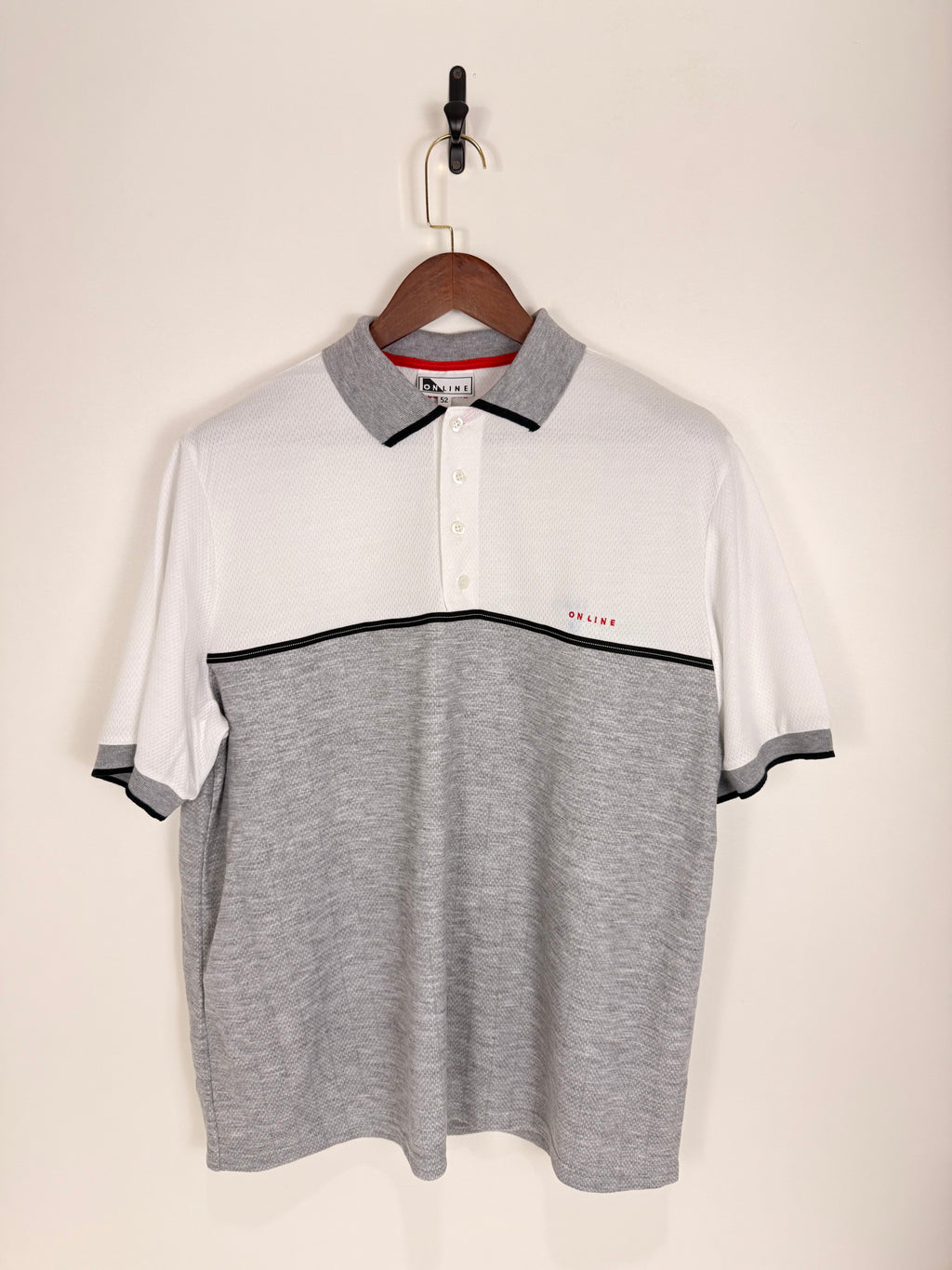 Vintage White & Grey Contrast Polo | C:48 L:29