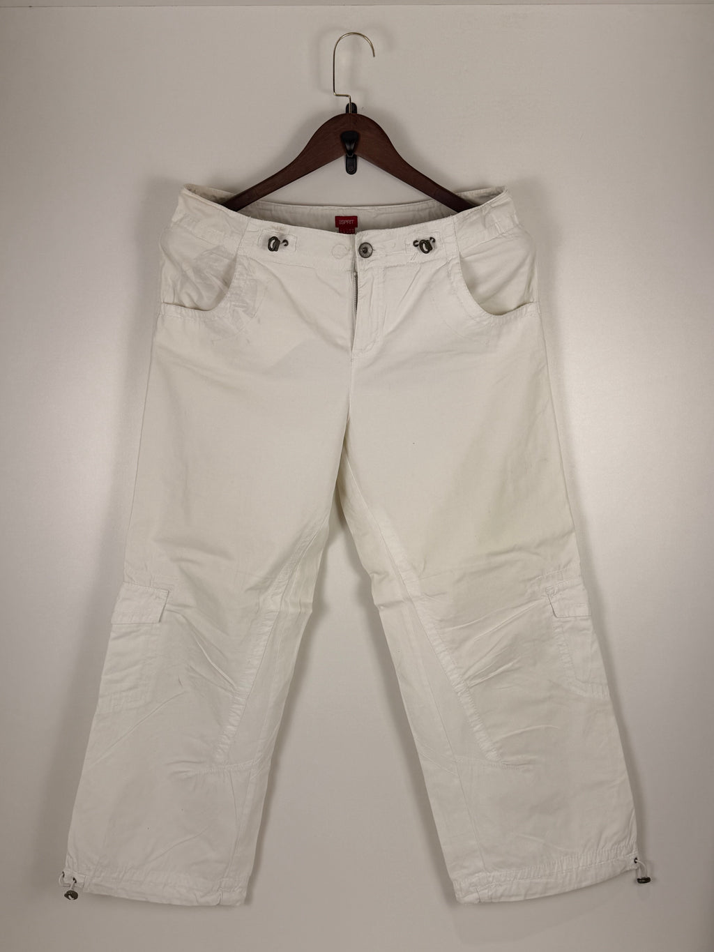 Esprit White Utility Capri Pants | C:34 L:35