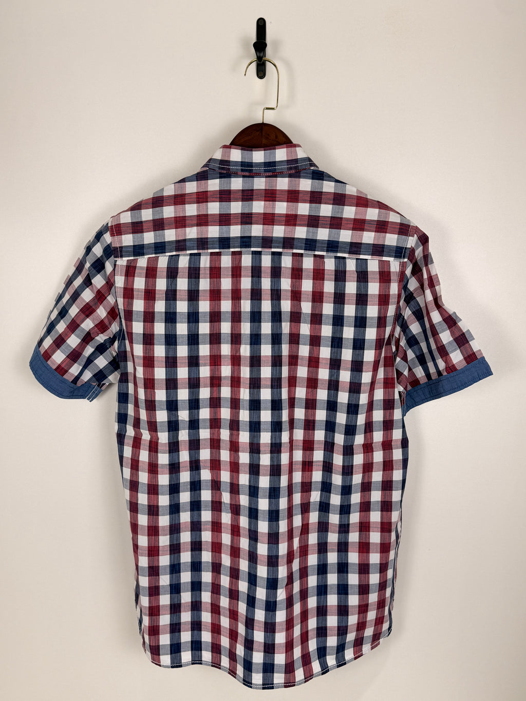 Red & Navy Plaid Short-Sleeve Shirt | C:48 L:30