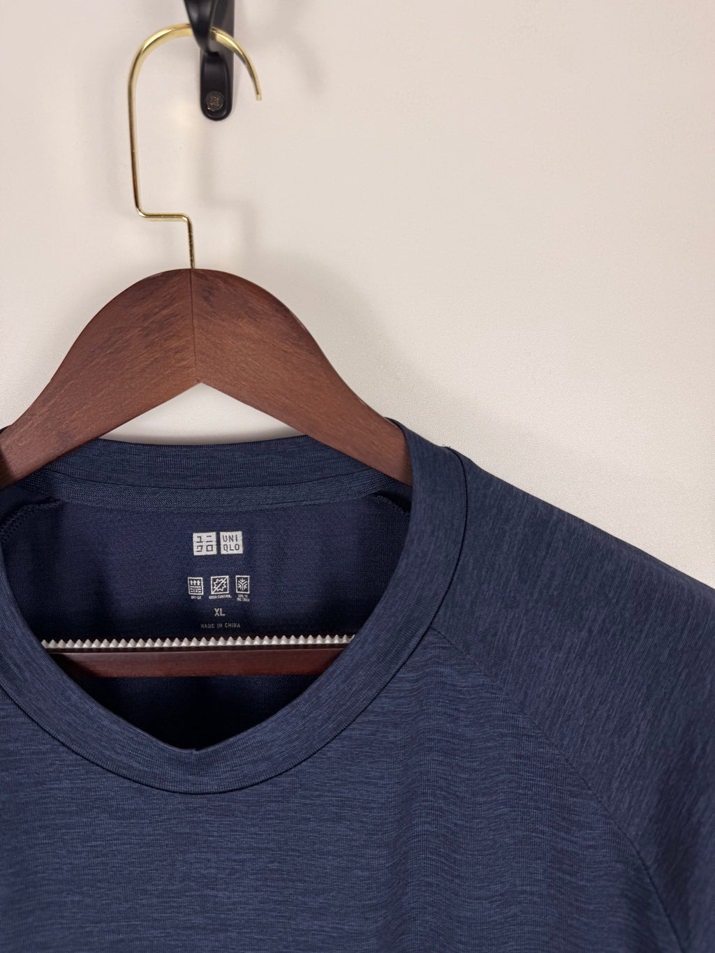 Uni-Qlo Dri-Fit TShirt