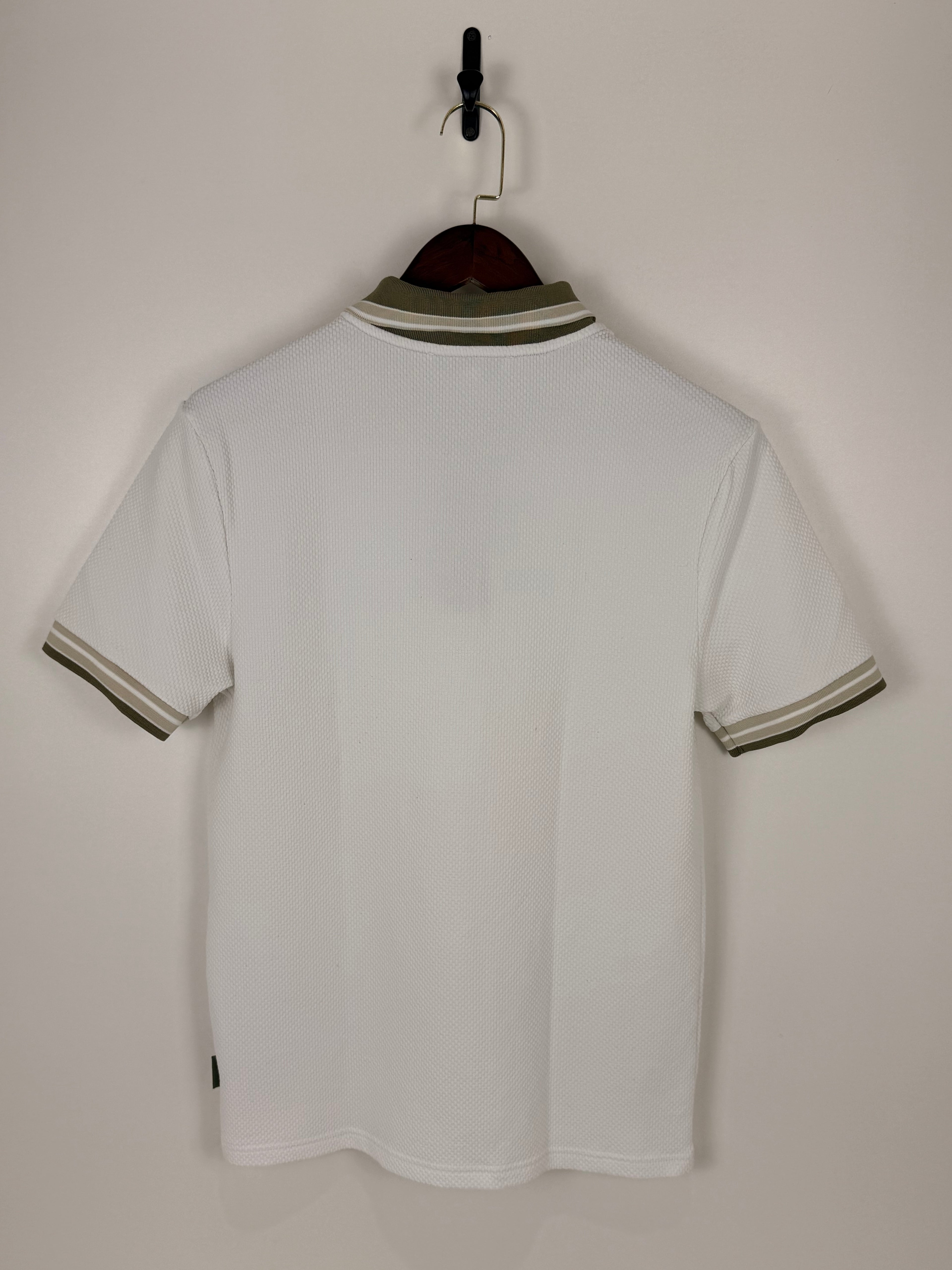 River Island Textured Zip Polo Ivory Olive | C:20 L:28