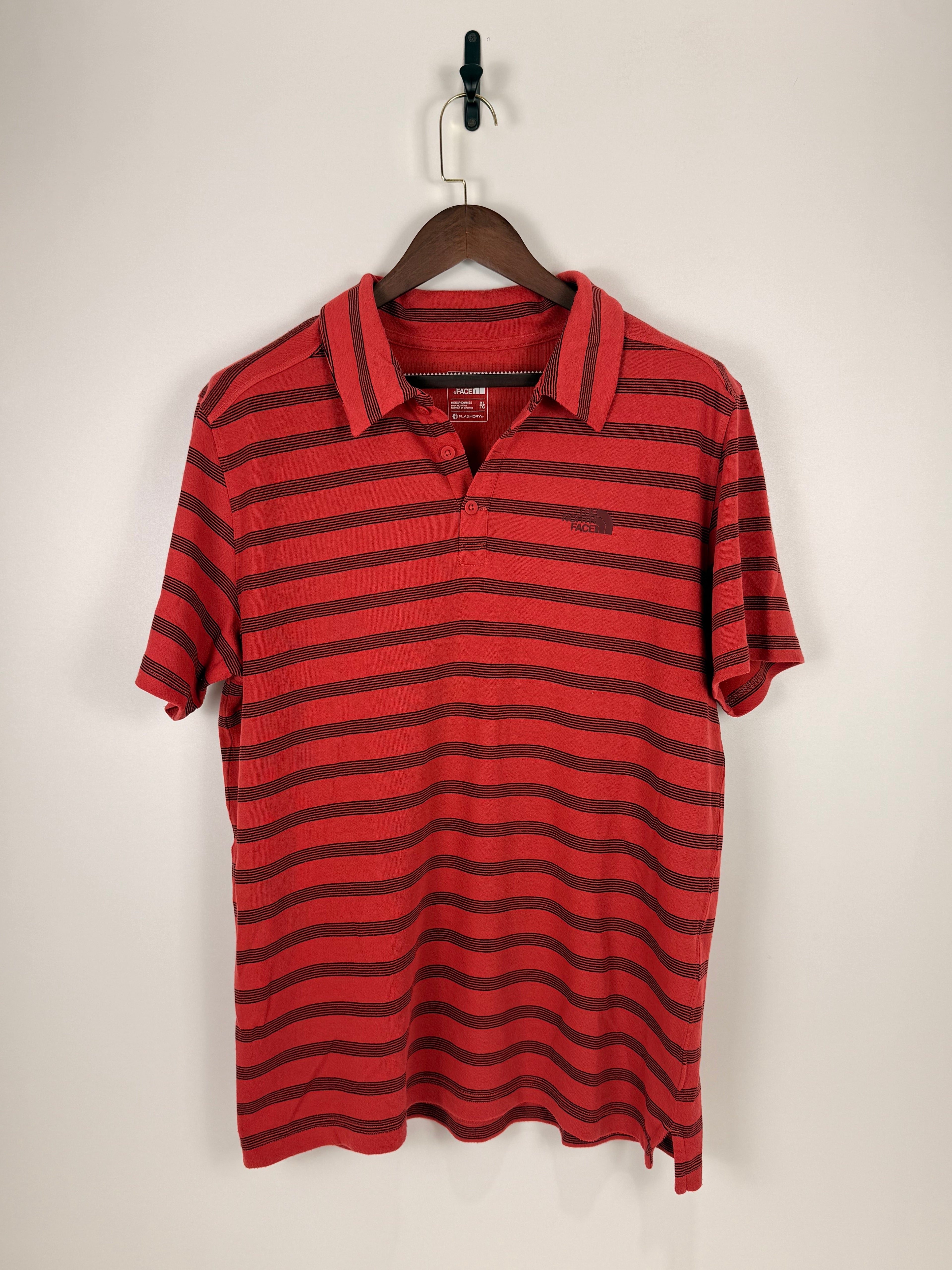 The North Face FlashDry Coral Stripe Polo | C:48 L:30
