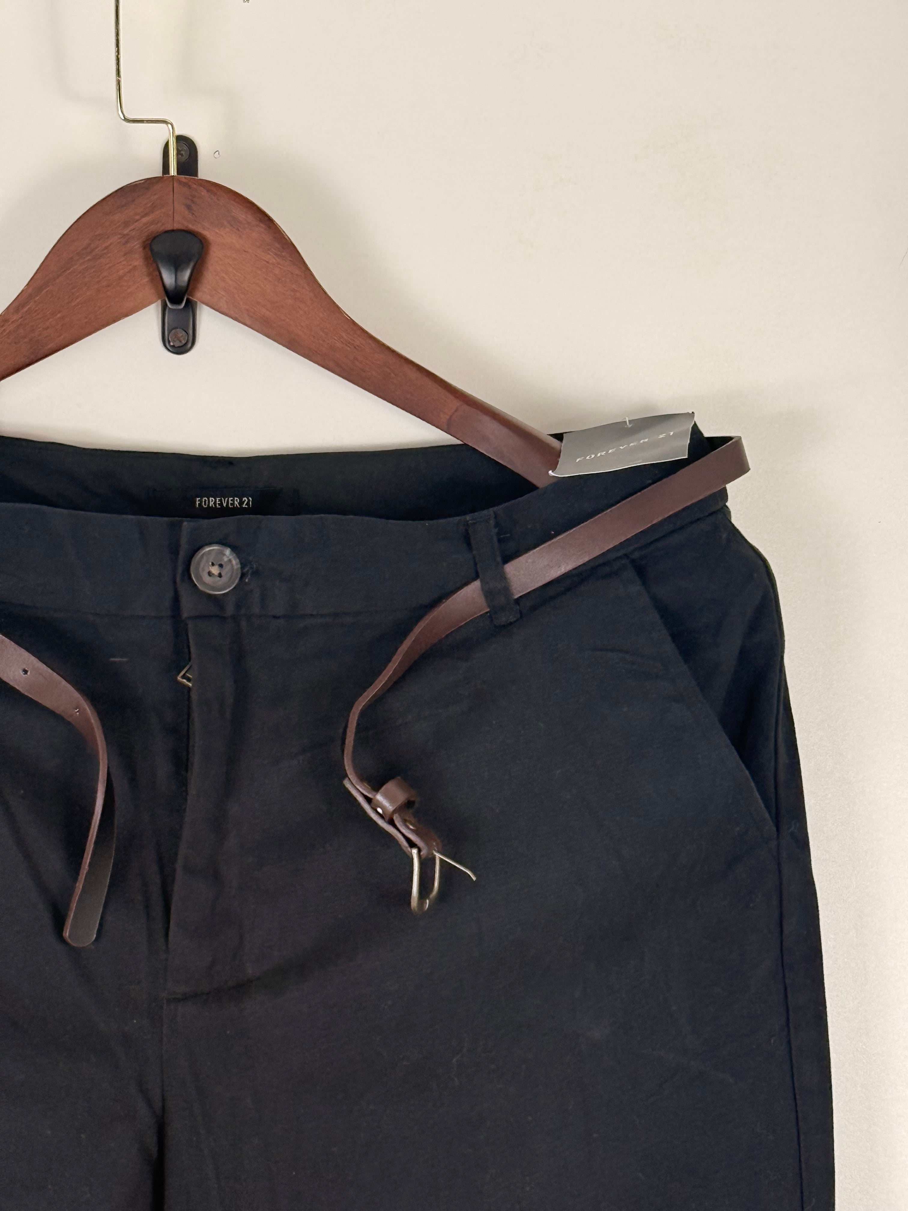 Forever 21 Slim Belted Pant | W:32 L:41