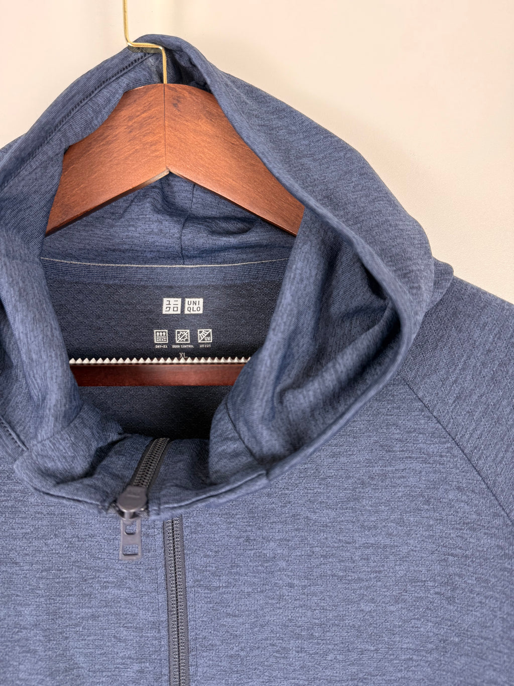 Uni-Qlo Performance Hoody