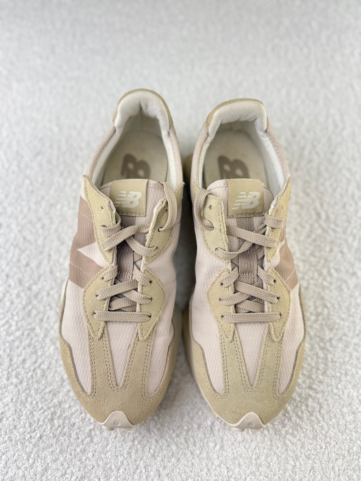 New Balance 327 Lifestyle Sneakers | EU:42.5 US:9