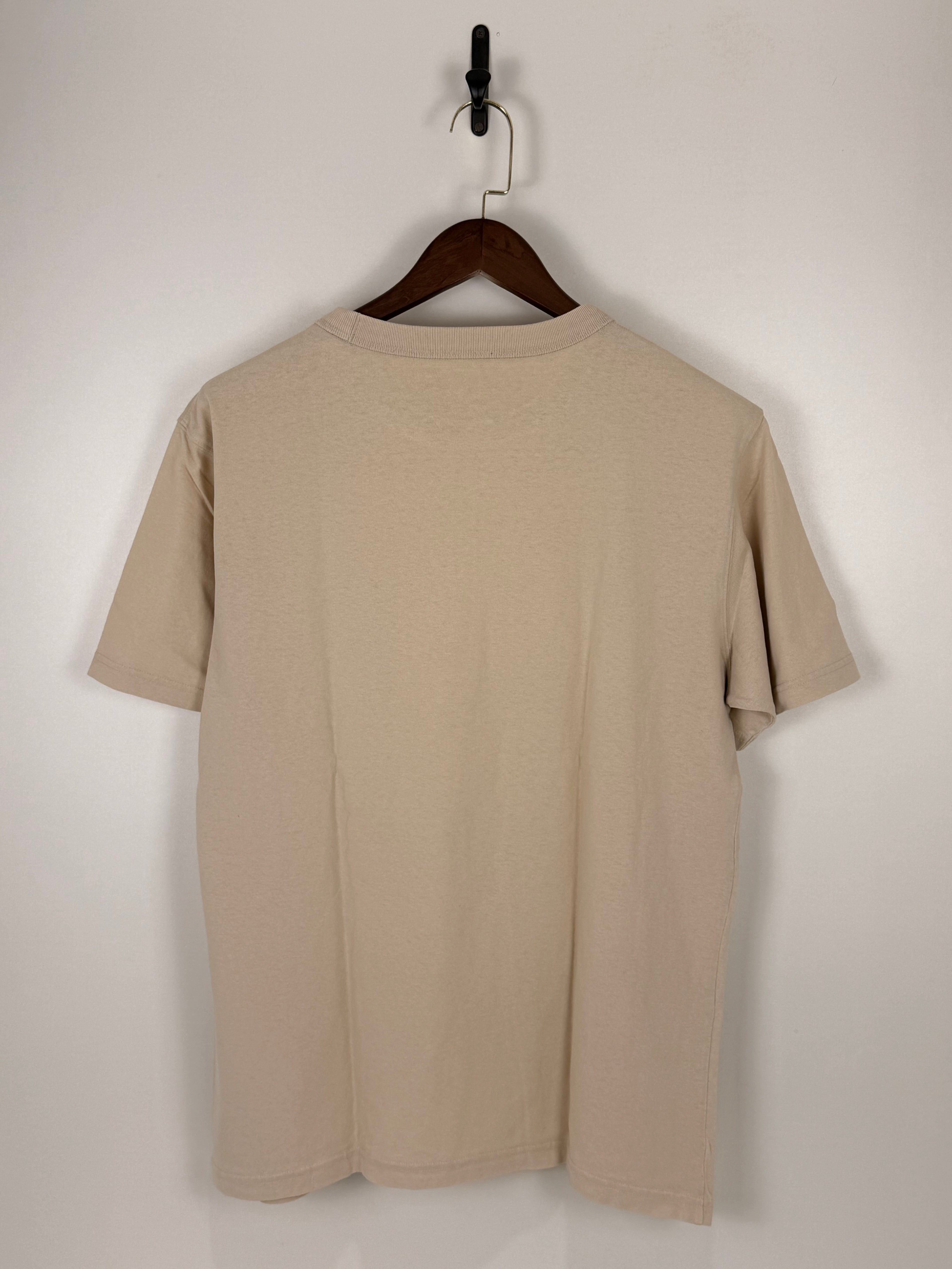UNIQLO Essential Beige Tee | C:46 L:29